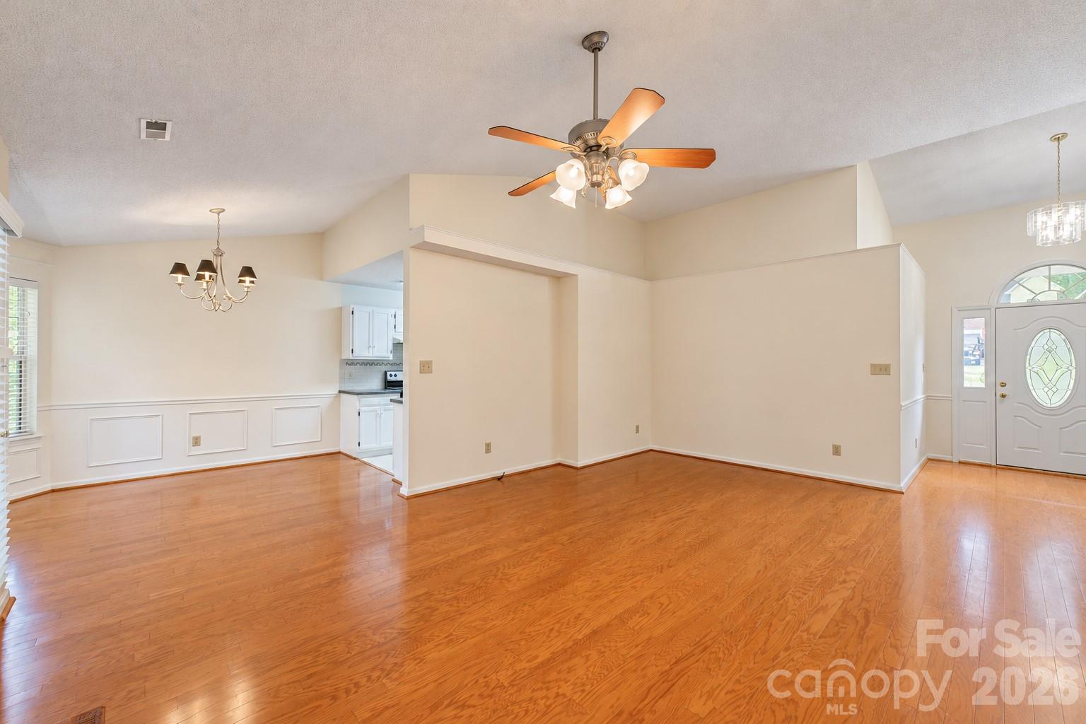 Single Family Residence at 1089 Weddington Woods Street NW, Concord, photo 4 of 15