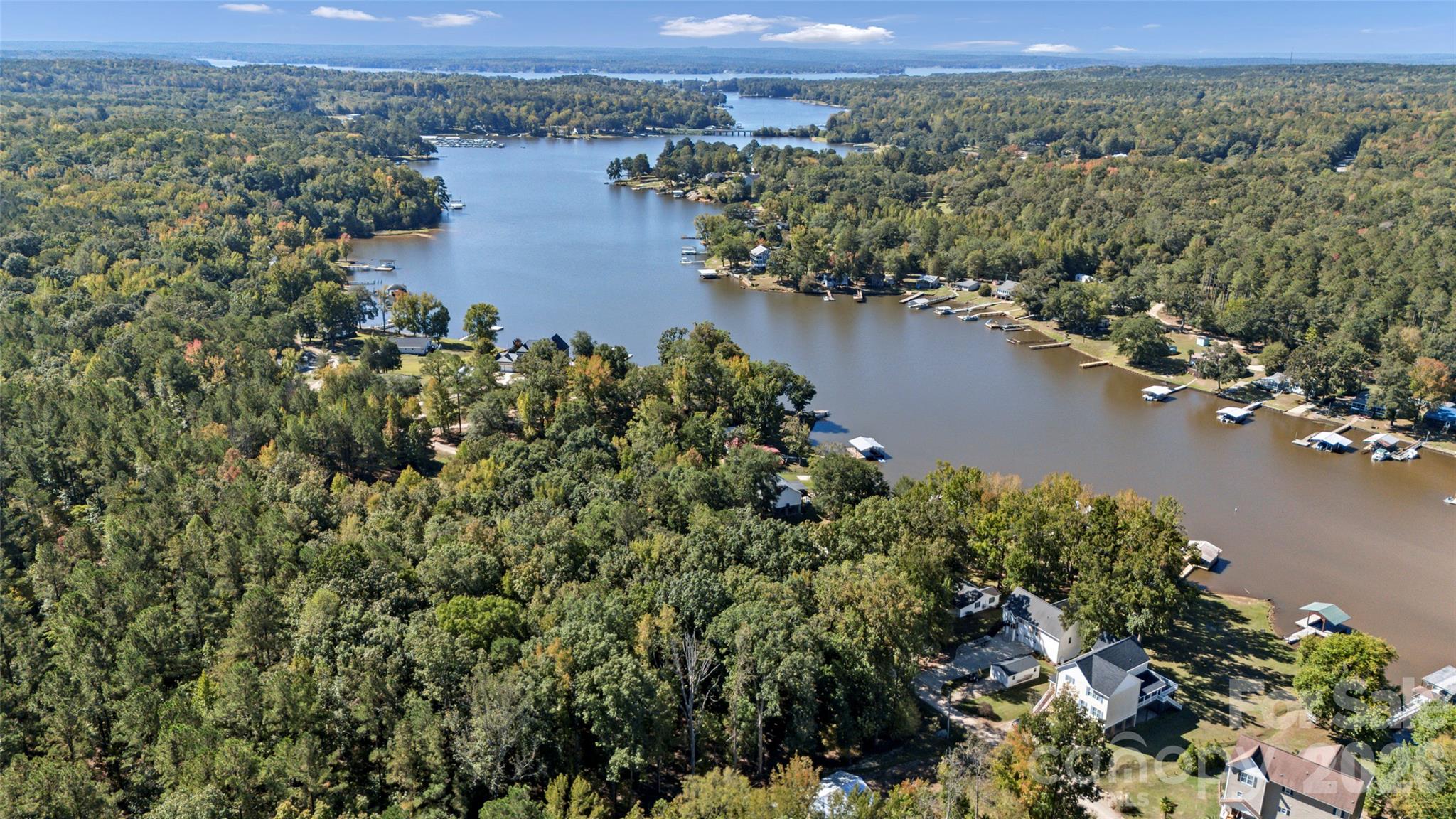 Lake Wateree - 1960 White Road, Camden