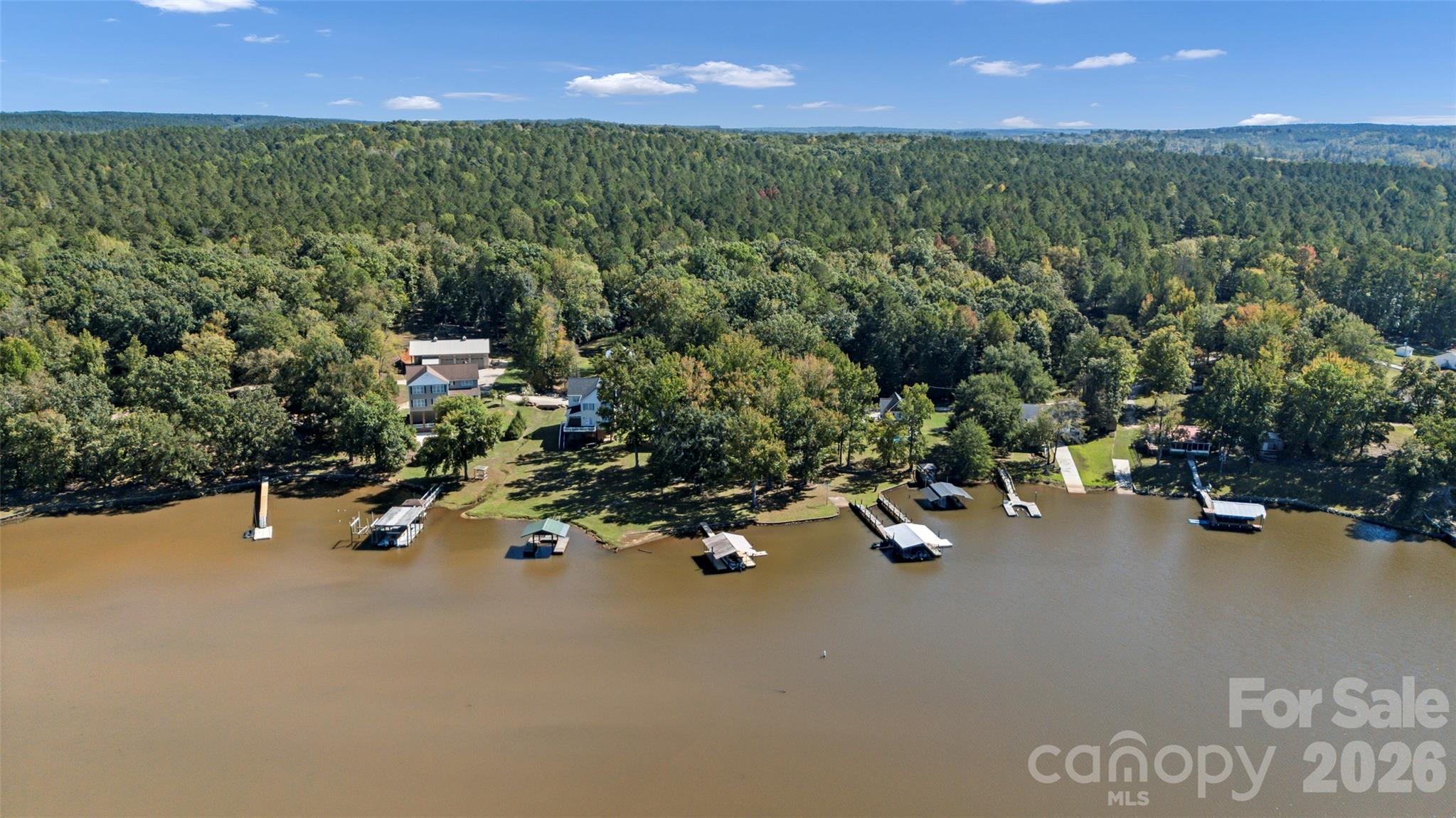 Lake Wateree - 1960 White Road, Camden
