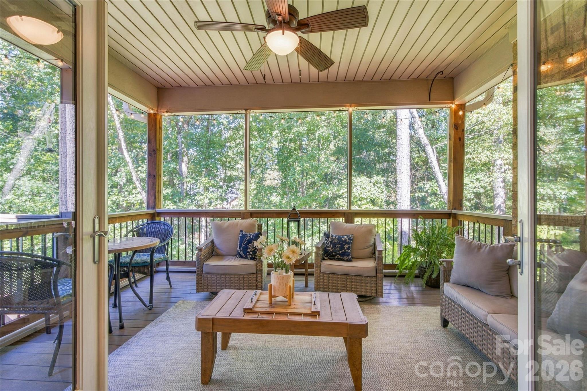 Single Family Residence at 7365 Thornblade Court, Denver, photo 16 of 38