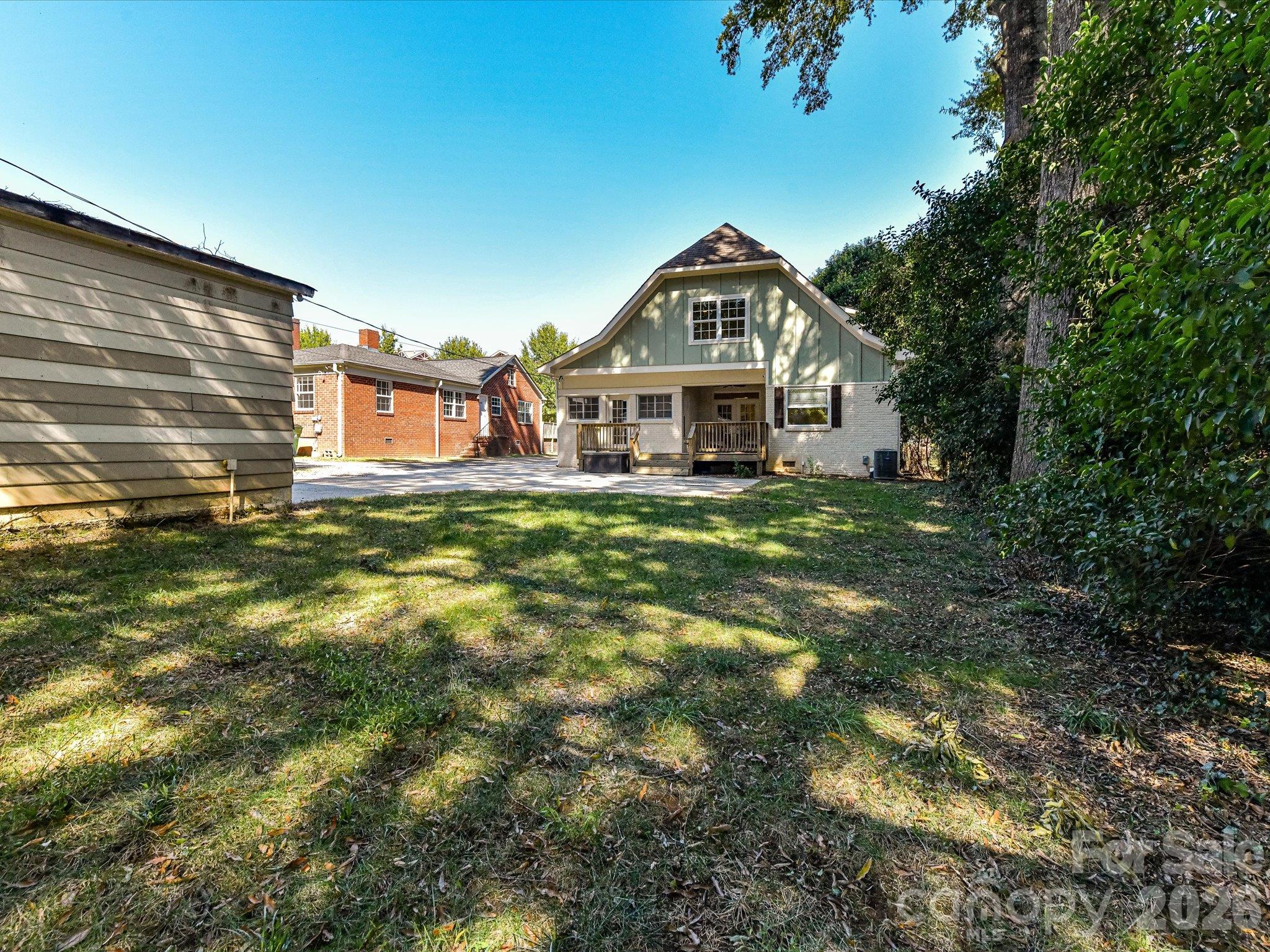 Single Family Residence at 2522 7th Street, Charlotte, photo 26 of 29