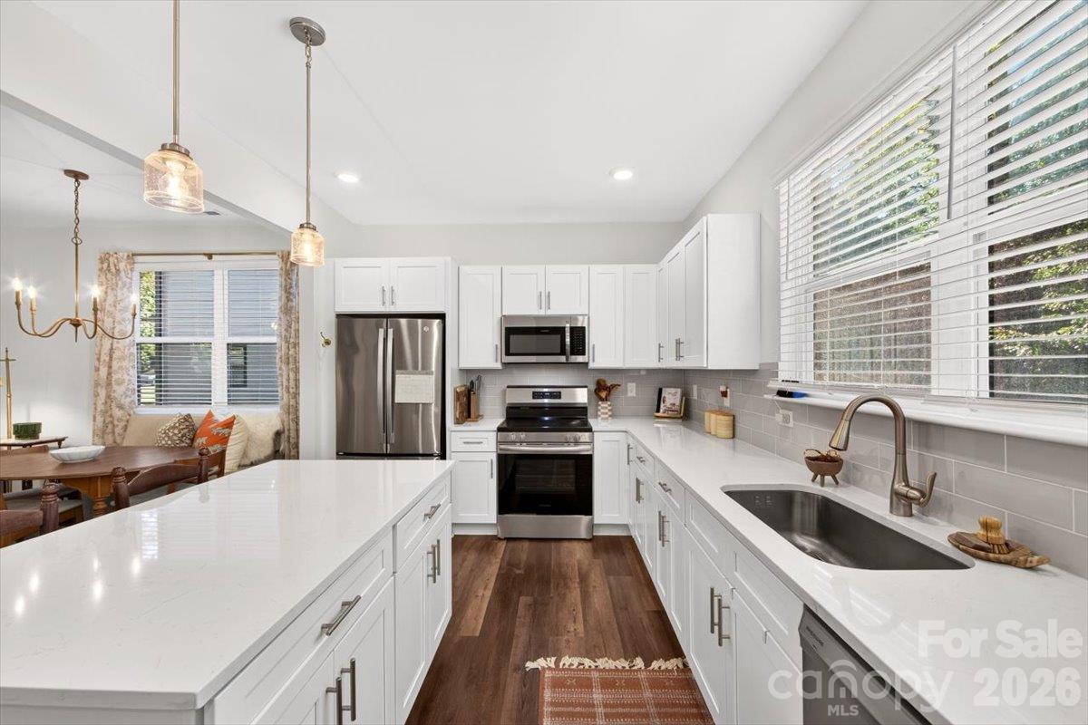 Single Family Residence at 1816 Purser Drive, Charlotte, photo 15 of 41