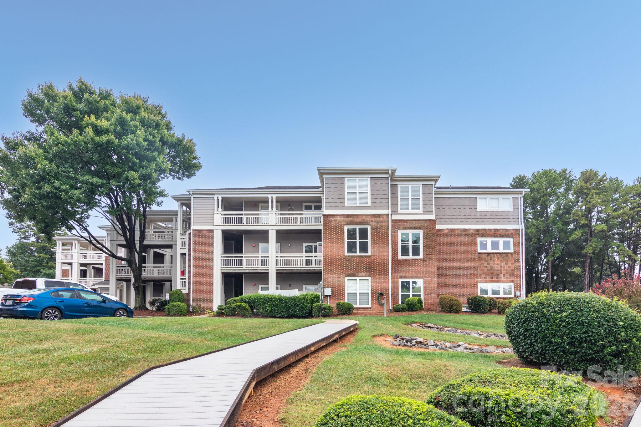 Condominium at 7838 Village Harbor Drive, Cornelius, photo 44 of 46