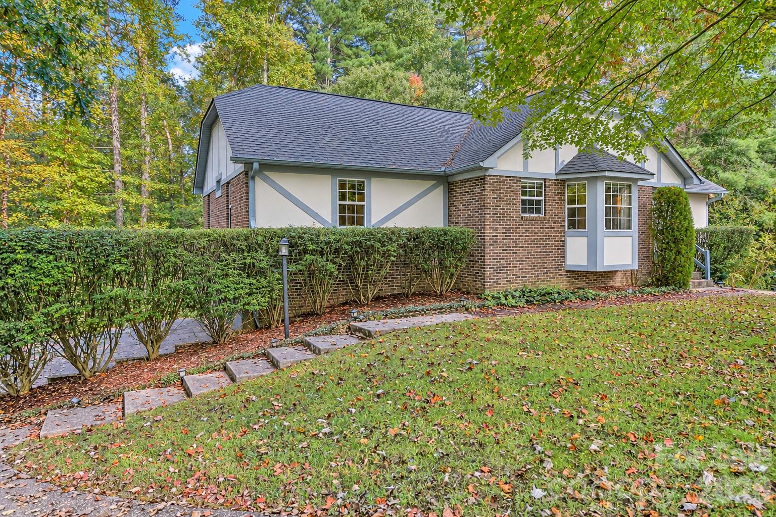 Front home - 3111 Essex Path, Hendersonville