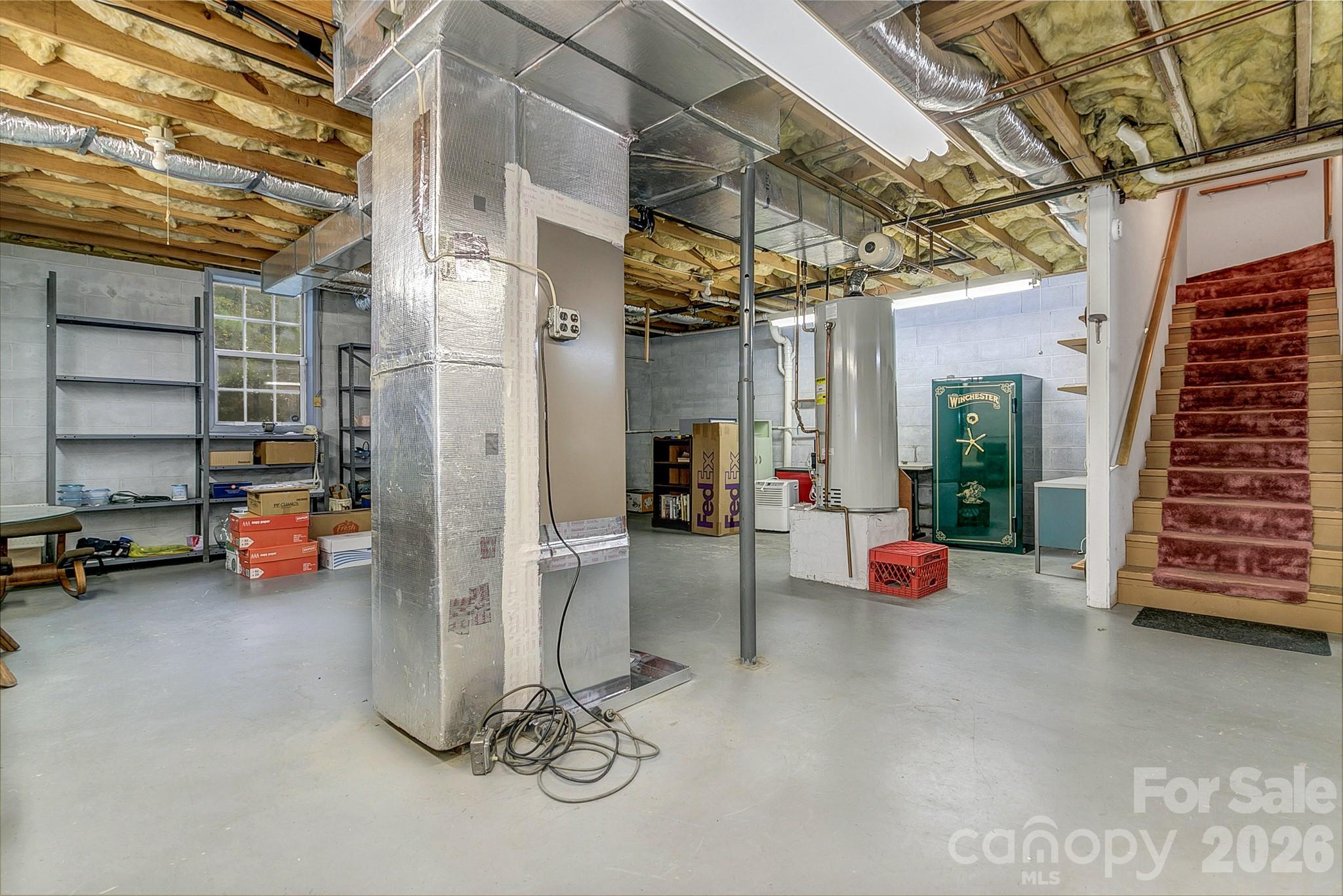 1000 sq ft basement - 3111 Essex Path, Hendersonville