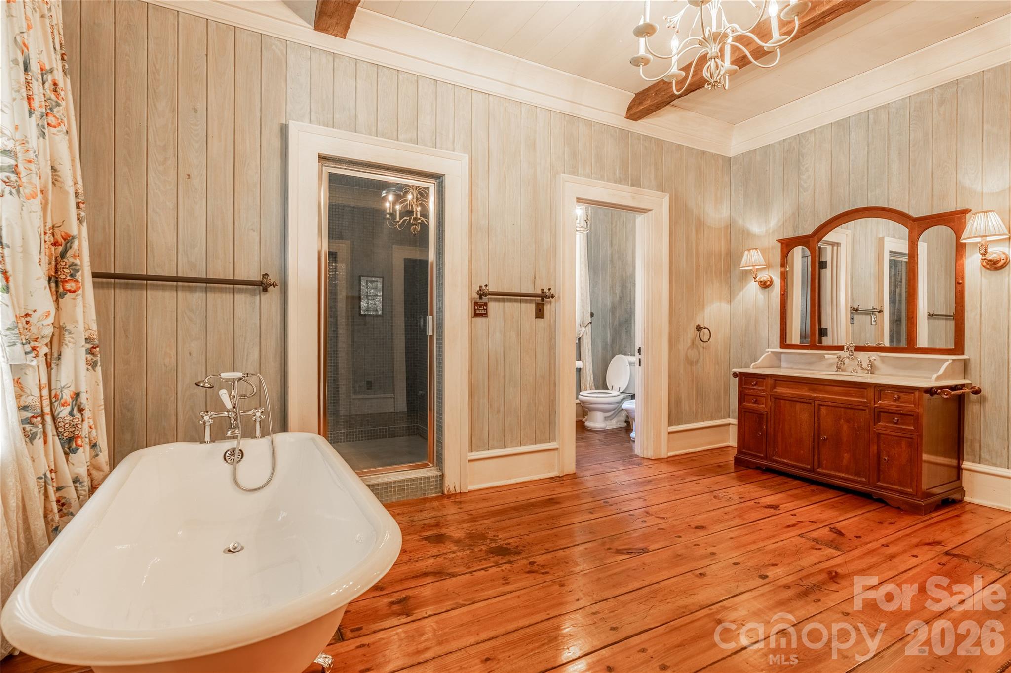 Main Home-Primary Bath - 520 Lewis Farm Road, Bessemer City