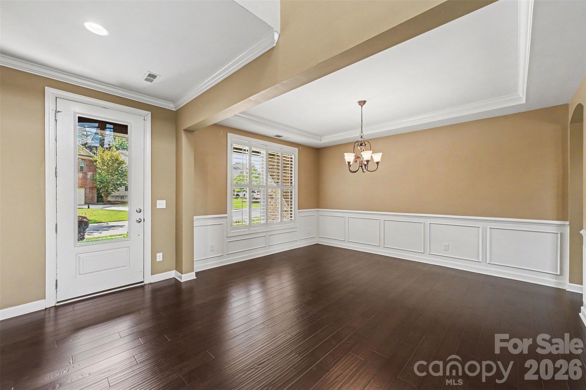 Single Family Residence at 831 Tyne Drive, Fort Mill, photo 4 of 48