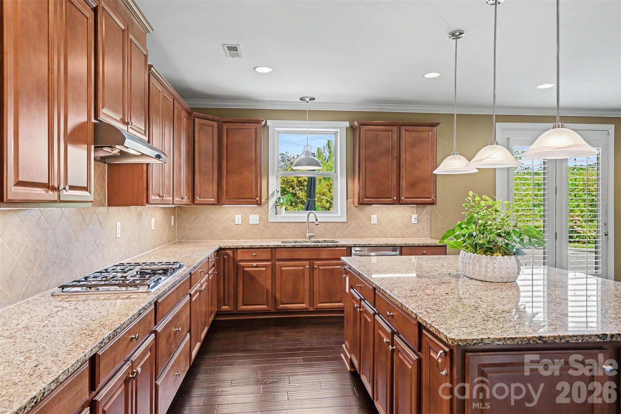 Single Family Residence at 831 Tyne Drive, Fort Mill, photo 14 of 48