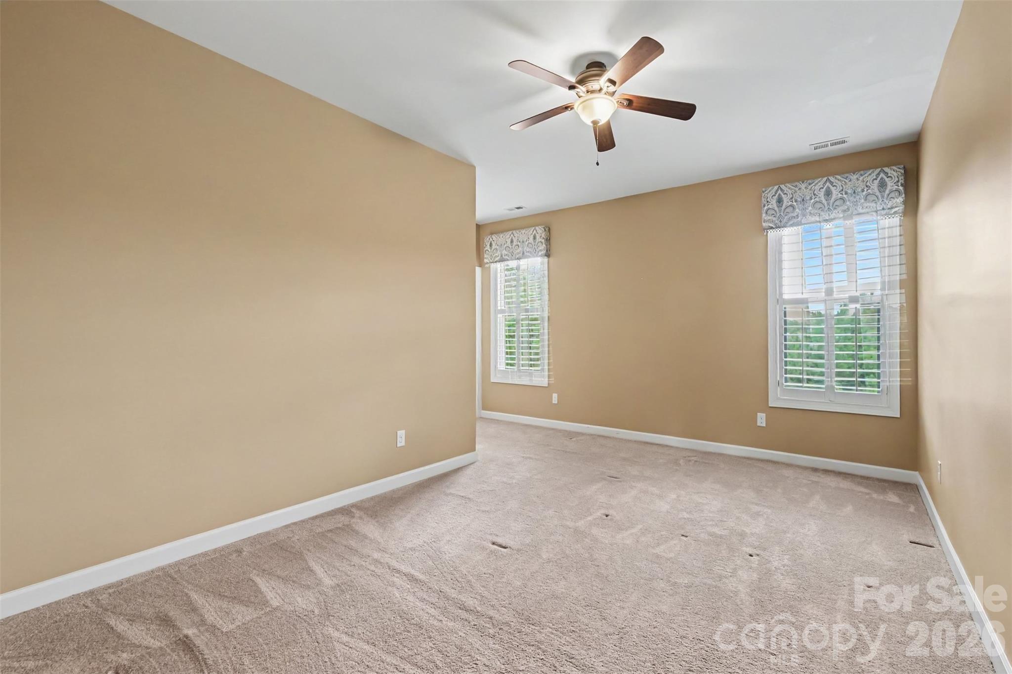 Single Family Residence at 831 Tyne Drive, Fort Mill, photo 20 of 48