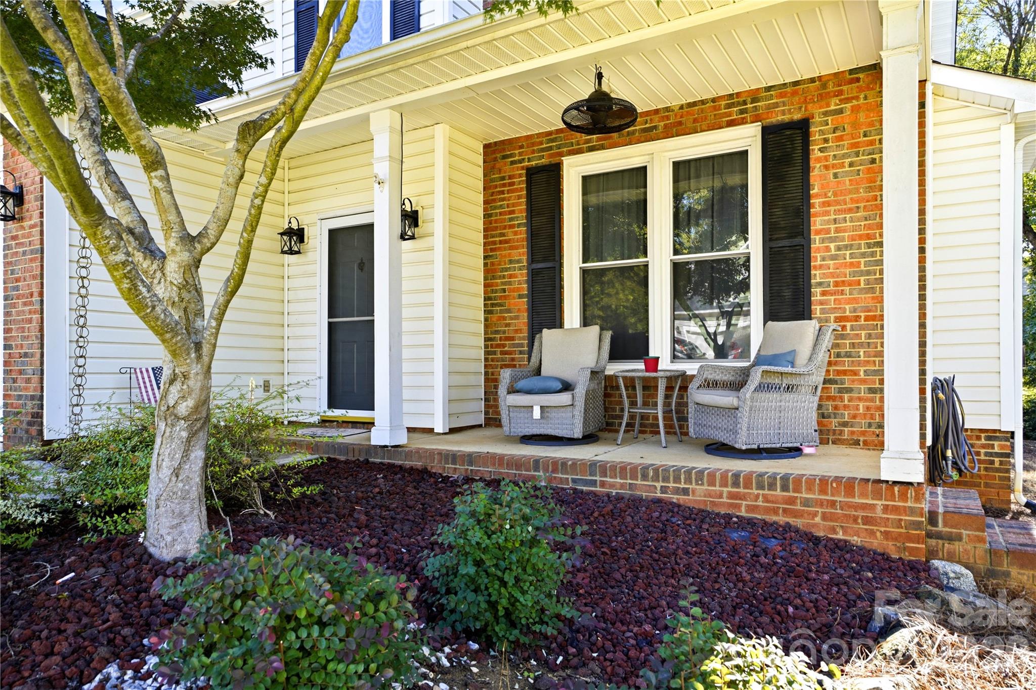 Covered front porch to relax and enjoy - 119 Shining Armor Court, Mooresville