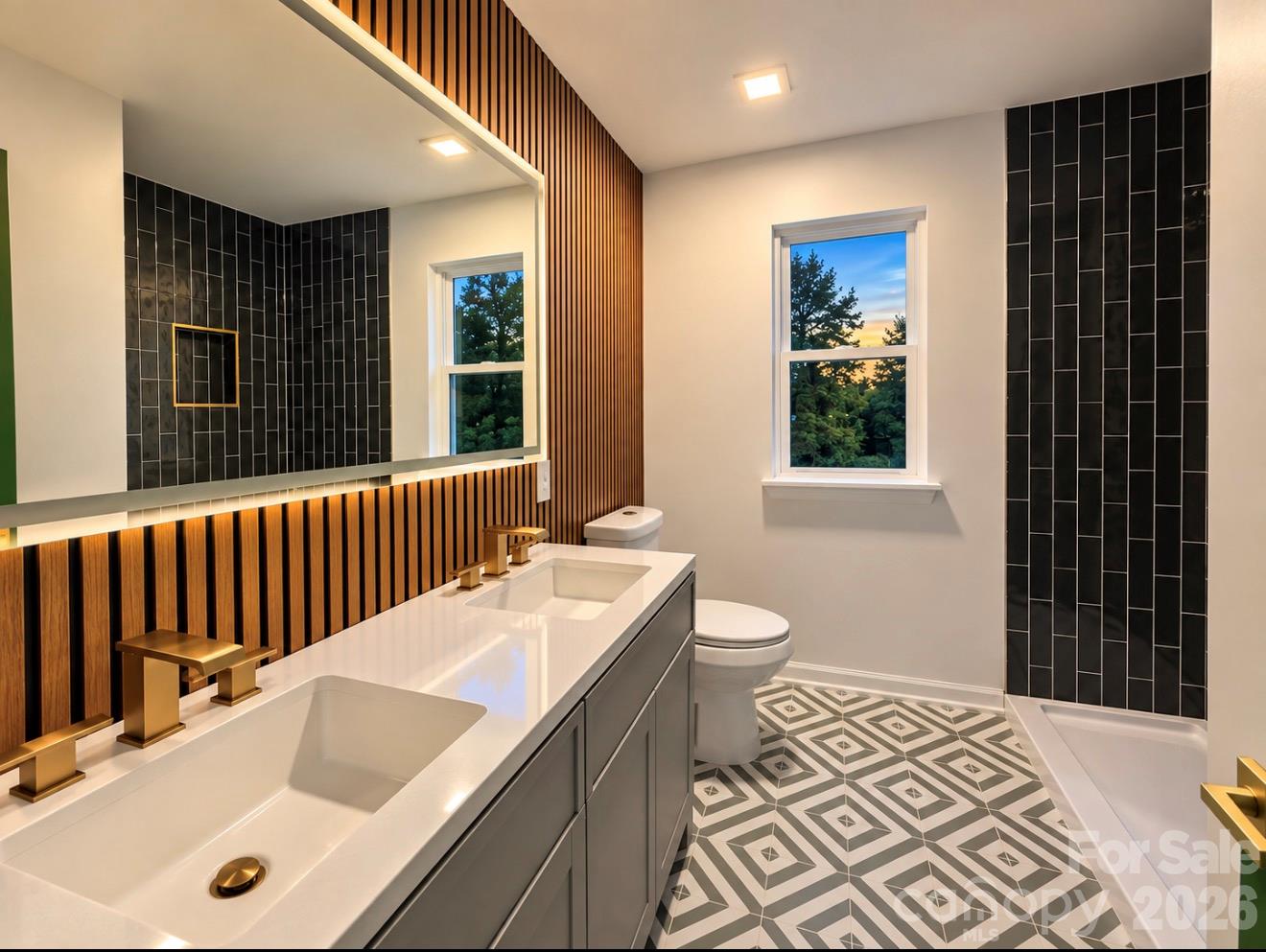 Single Family Residence at 521 Castlewood Circle, Rock Hill, photo 19 of 27