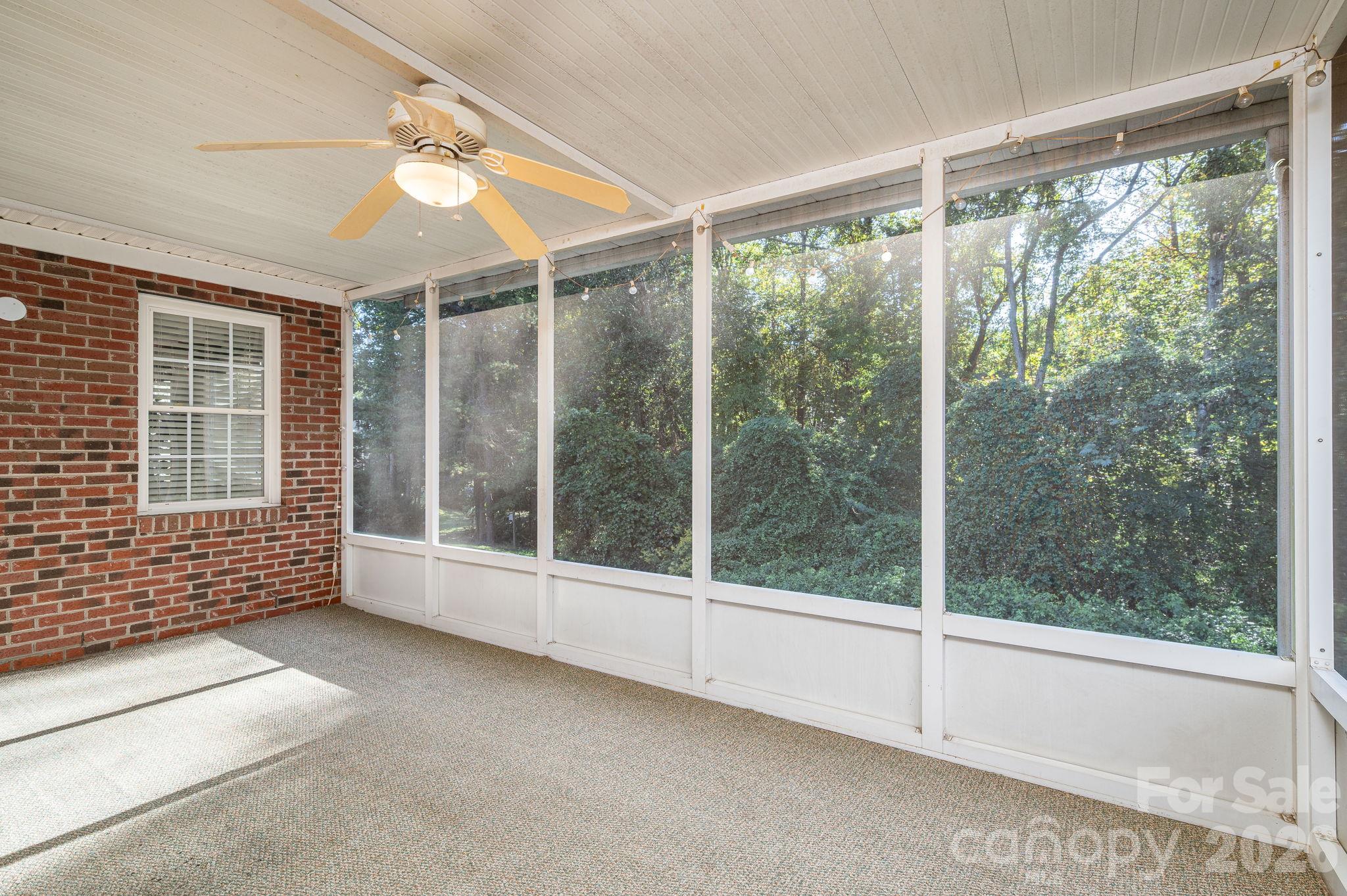 Condominium at 559 Queen Brogan Court, Gastonia, photo 24 of 32