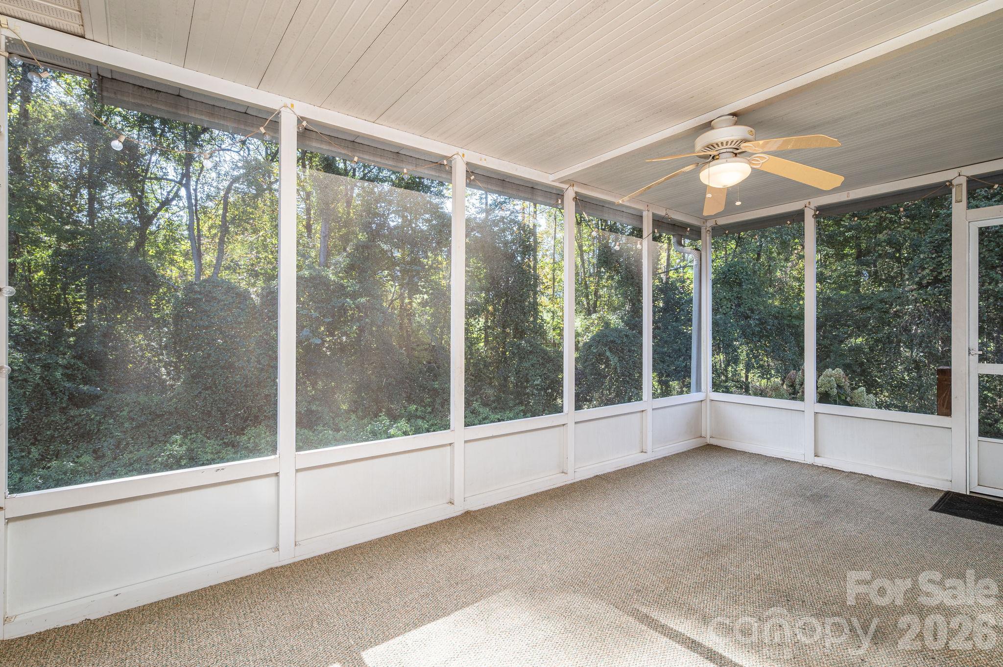 Condominium at 559 Queen Brogan Court, Gastonia, photo 25 of 32