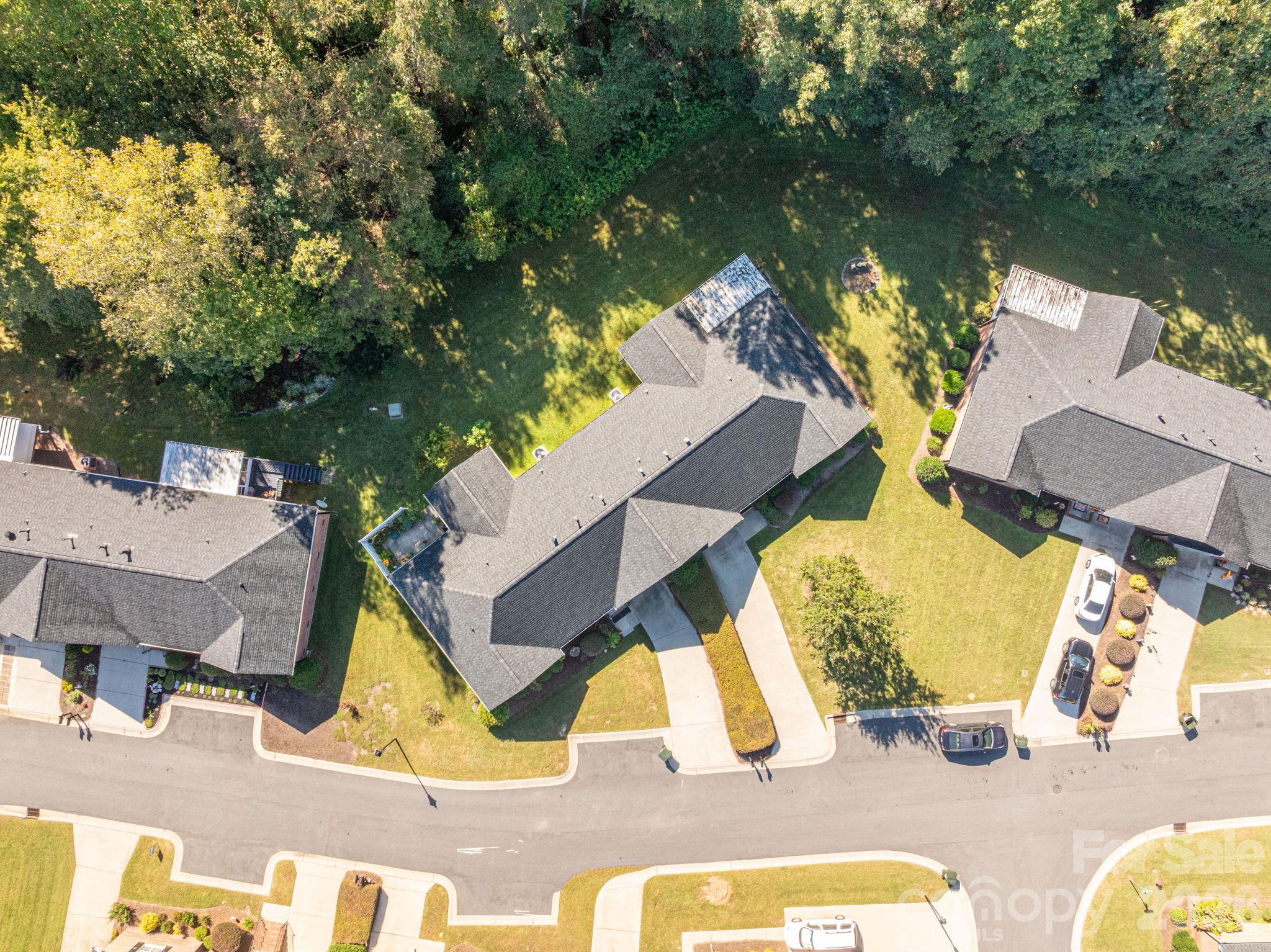 Condominium at 559 Queen Brogan Court, Gastonia, photo 32 of 32