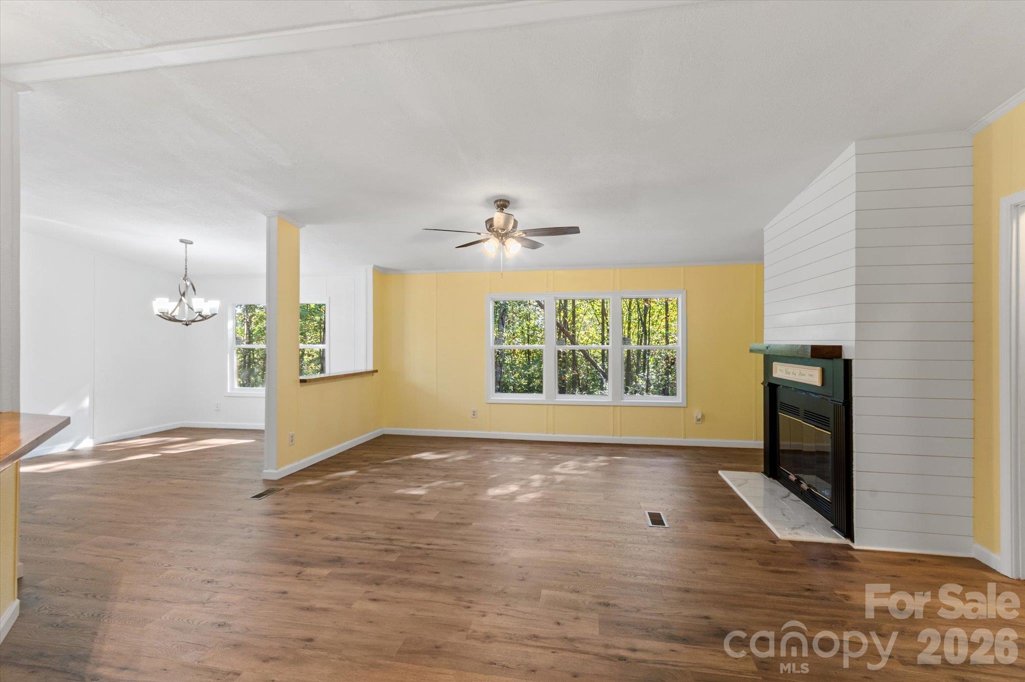 Single Family Residence at 127 Pinnacle Heights Drive, Nebo, photo 7 of 46
