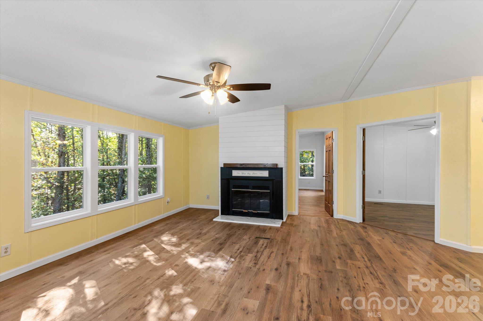 Single Family Residence at 127 Pinnacle Heights Drive, Nebo, photo 9 of 46
