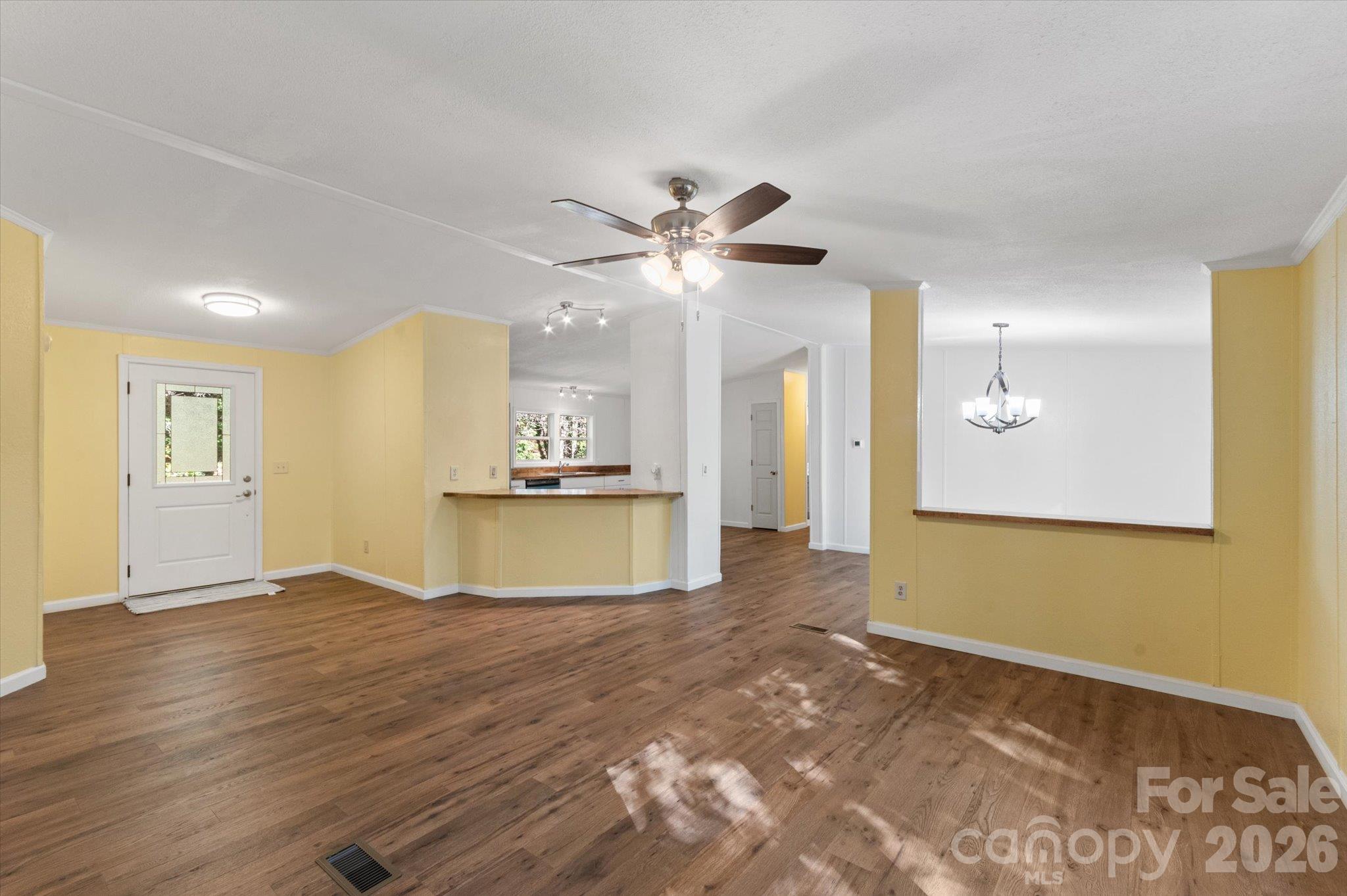 Single Family Residence at 127 Pinnacle Heights Drive, Nebo, photo 11 of 46