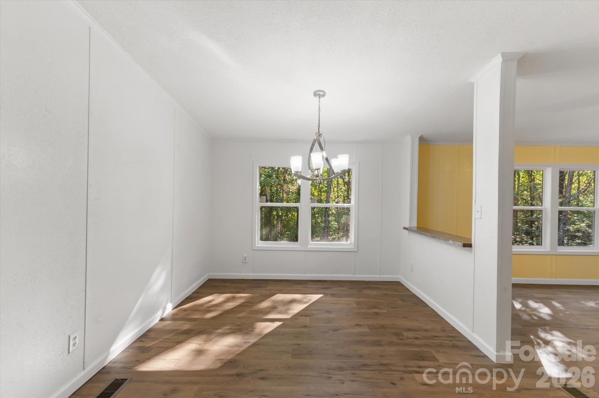 Single Family Residence at 127 Pinnacle Heights Drive, Nebo, photo 13 of 46