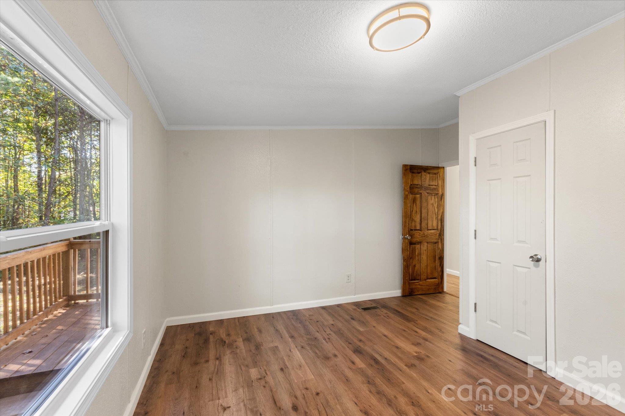 Single Family Residence at 127 Pinnacle Heights Drive, Nebo, photo 23 of 46