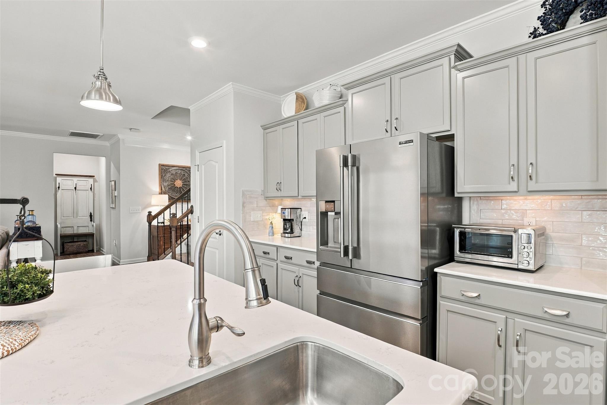 Single Family Residence at 5005 Big Bend Drive, Lancaster, photo 14 of 48