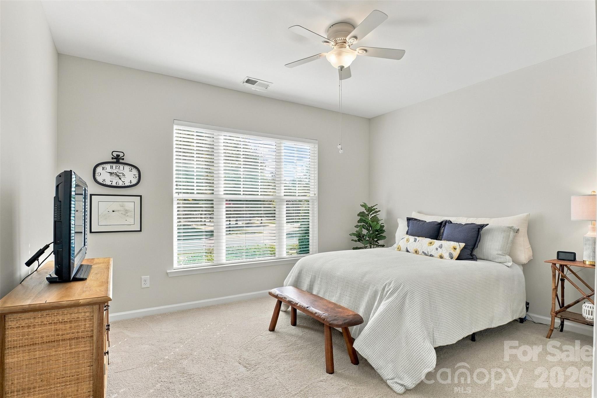 Single Family Residence at 5005 Big Bend Drive, Lancaster, photo 18 of 48