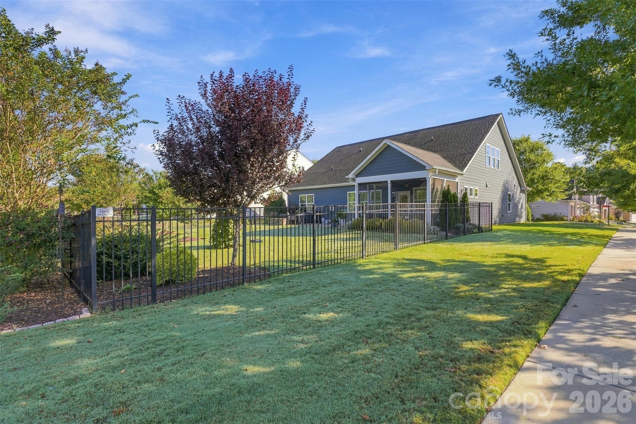 Single Family Residence at 5005 Big Bend Drive, Lancaster, photo 33 of 48