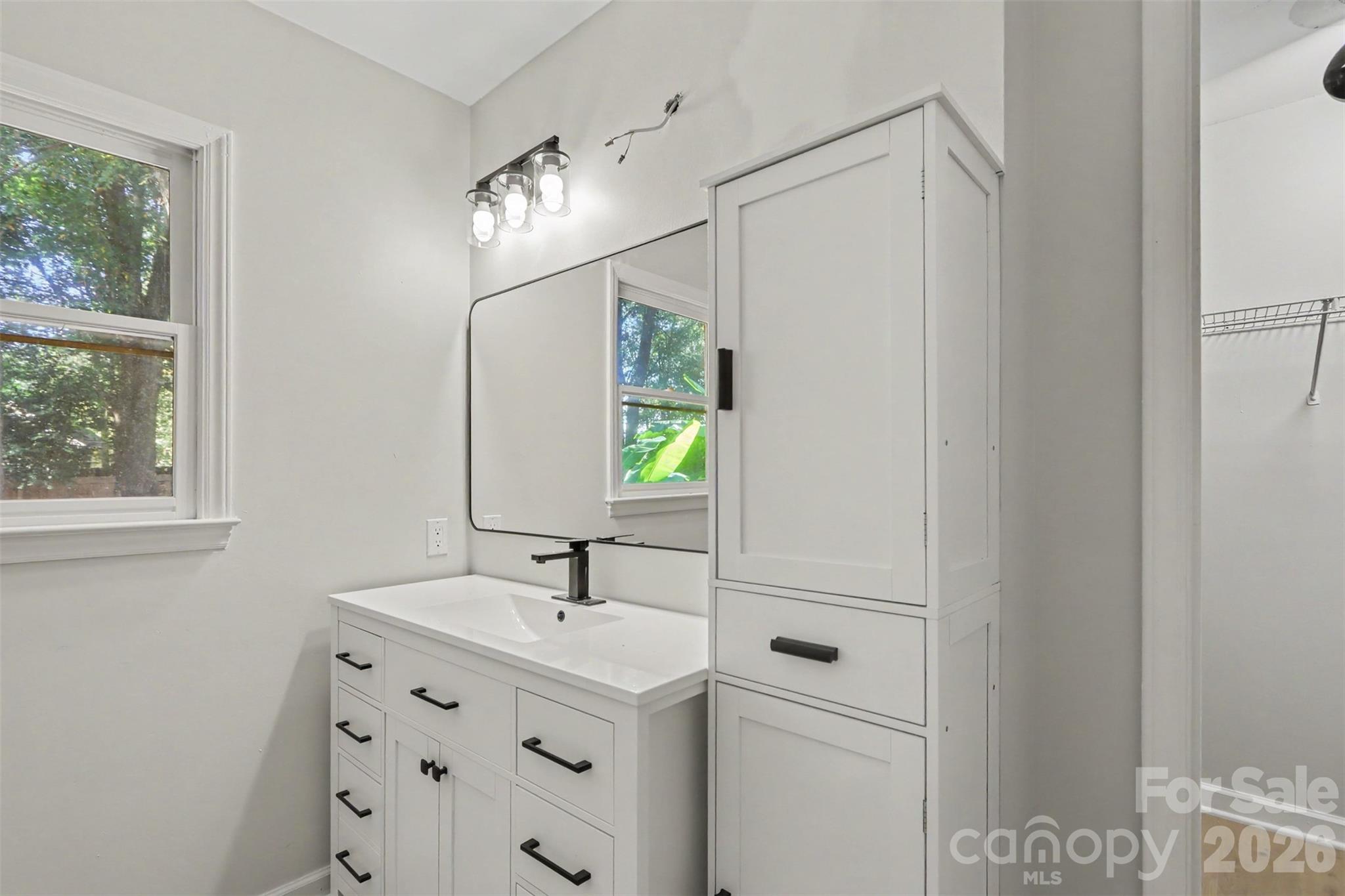 Single Family Residence at 3758 Fieldcrest Circle NW, Concord, photo 8 of 16