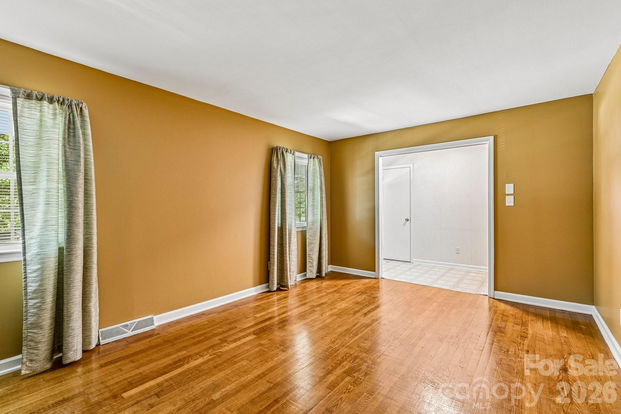 Single Family Residence at 1926 Taylor Drive, Gastonia, photo 6 of 31