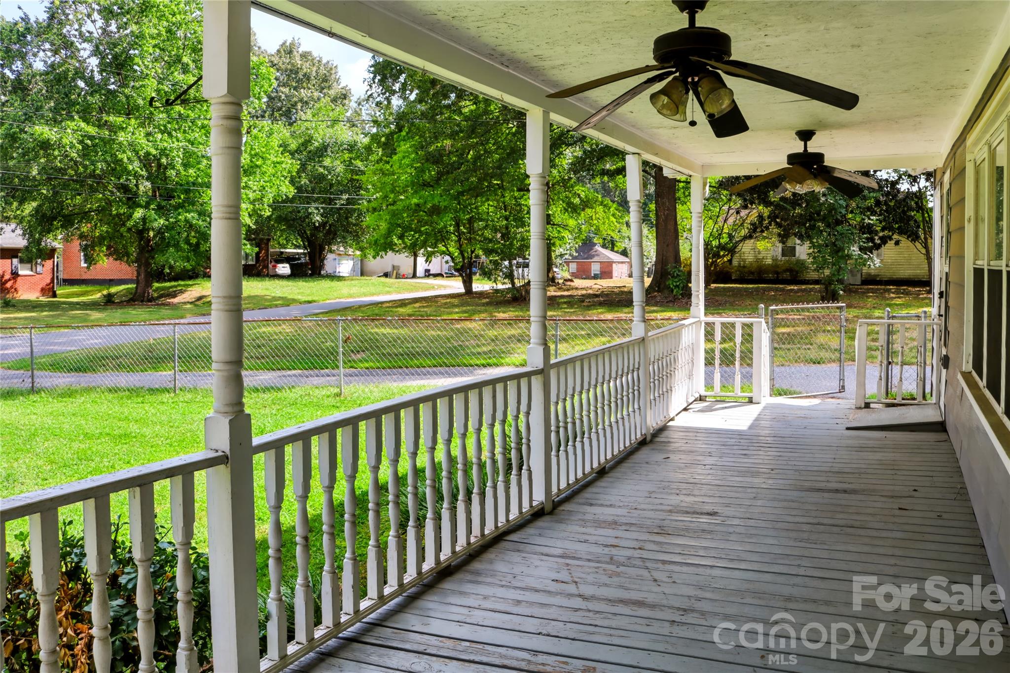 Single Family Residence at 1225 White Lane, Gastonia, photo 8 of 27