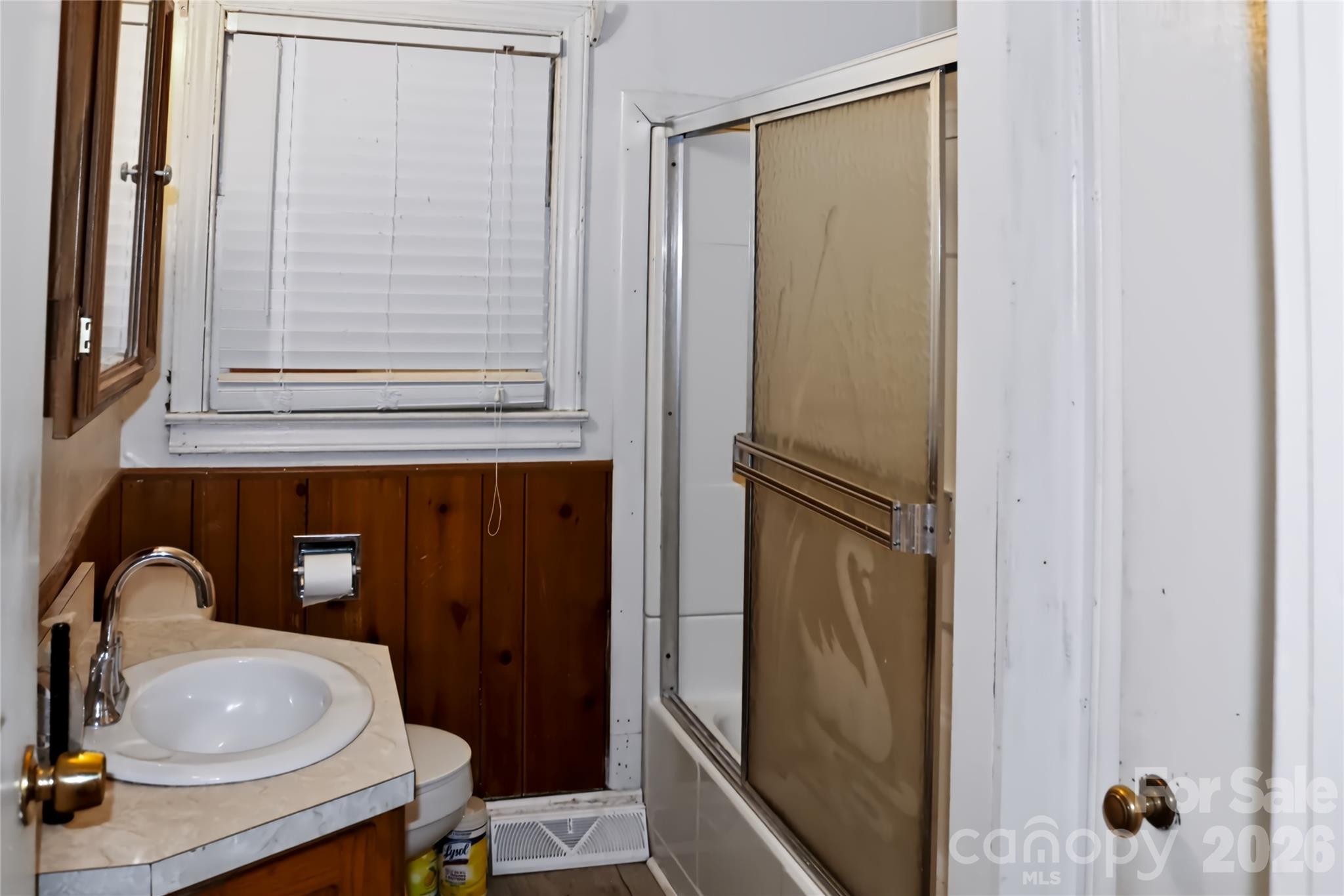 Single Family Residence at 1225 White Lane, Gastonia, photo 18 of 27