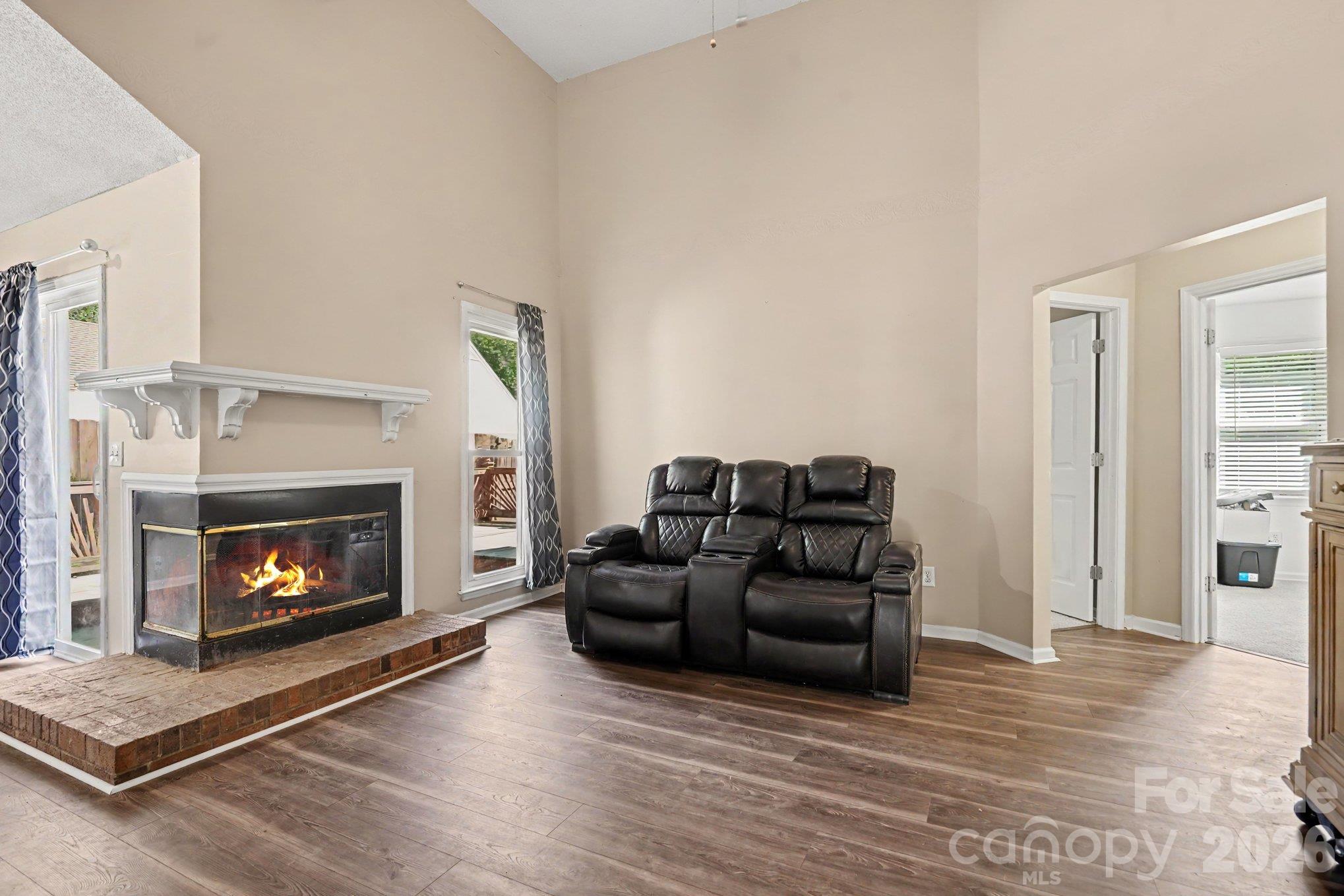 Single Family Residence at 1279 Willowbreeze Court SW, Concord, photo 12 of 25