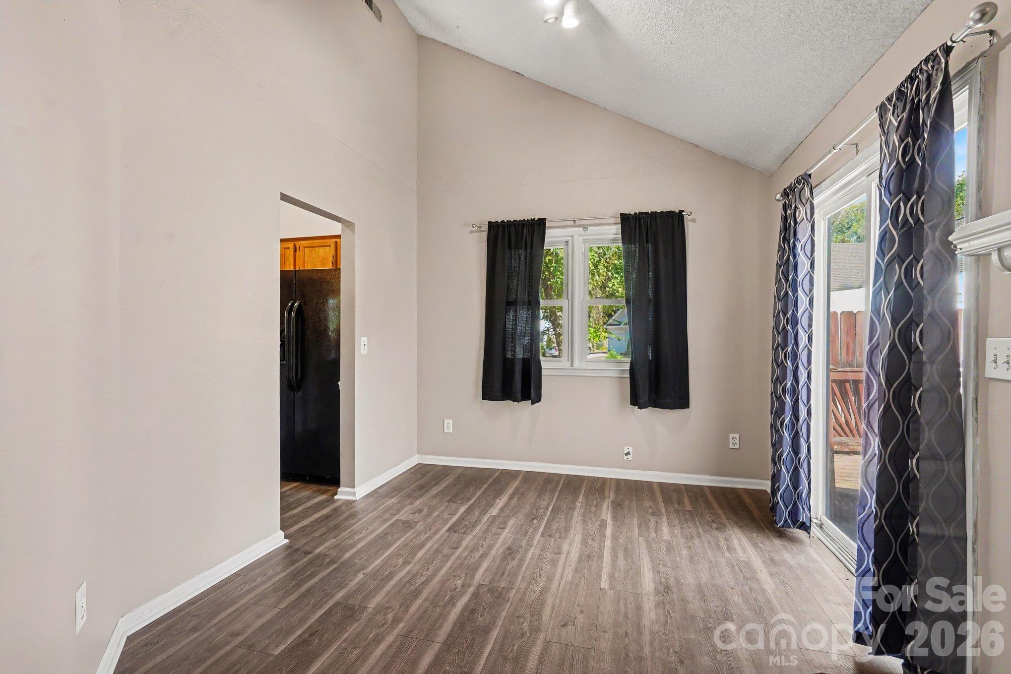 Single Family Residence at 1279 Willowbreeze Court SW, Concord, photo 9 of 25