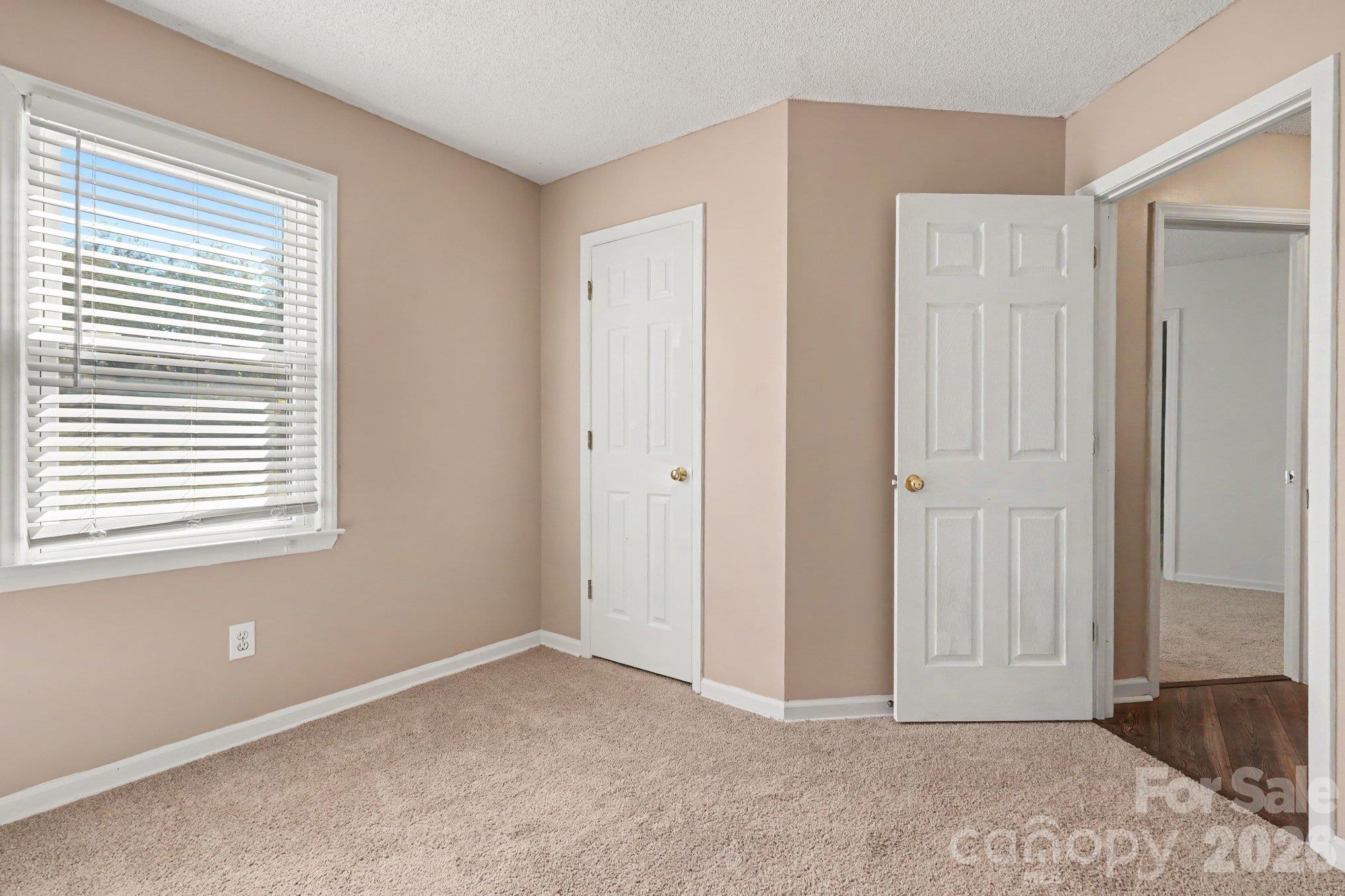 Single Family Residence at 1279 Willowbreeze Court SW, Concord, photo 17 of 25