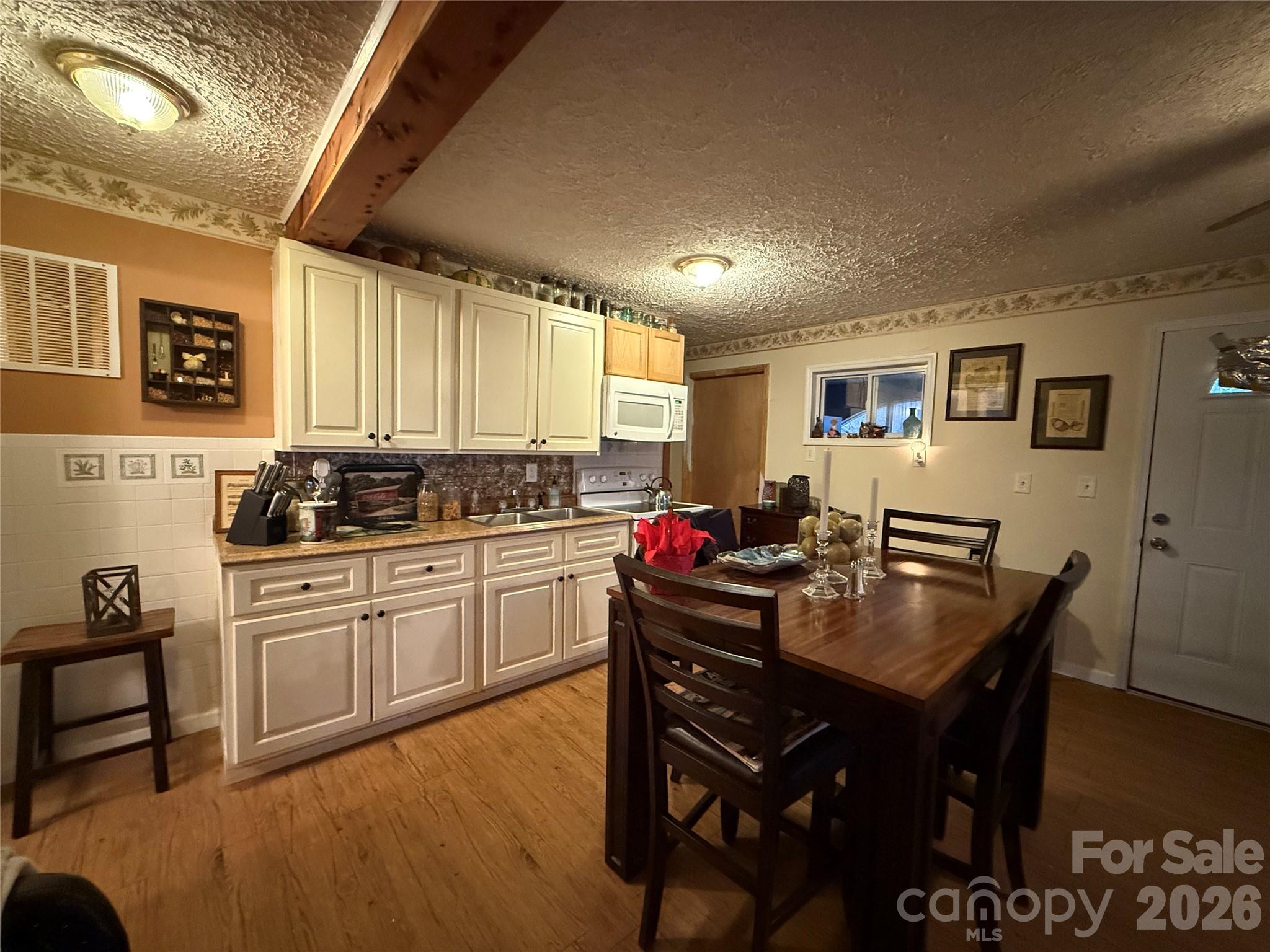Single Family Residence at 201 Mountain Vista Road, Canton, photo 5 of 27