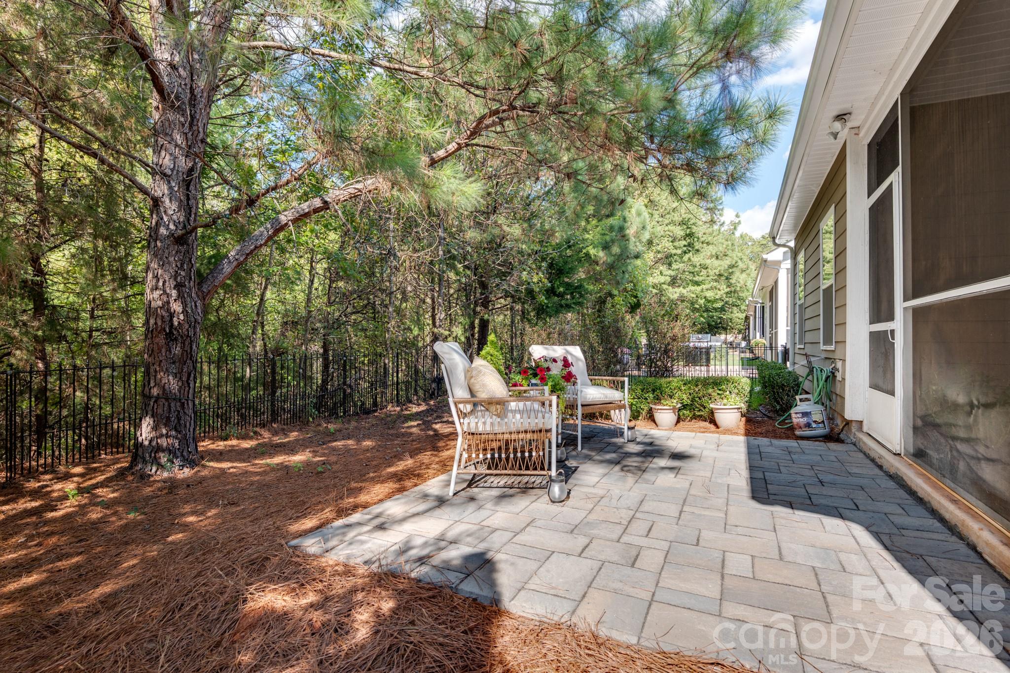 Single Family Residence at 24526 Blue Heron Circle, Lancaster, photo 32 of 42