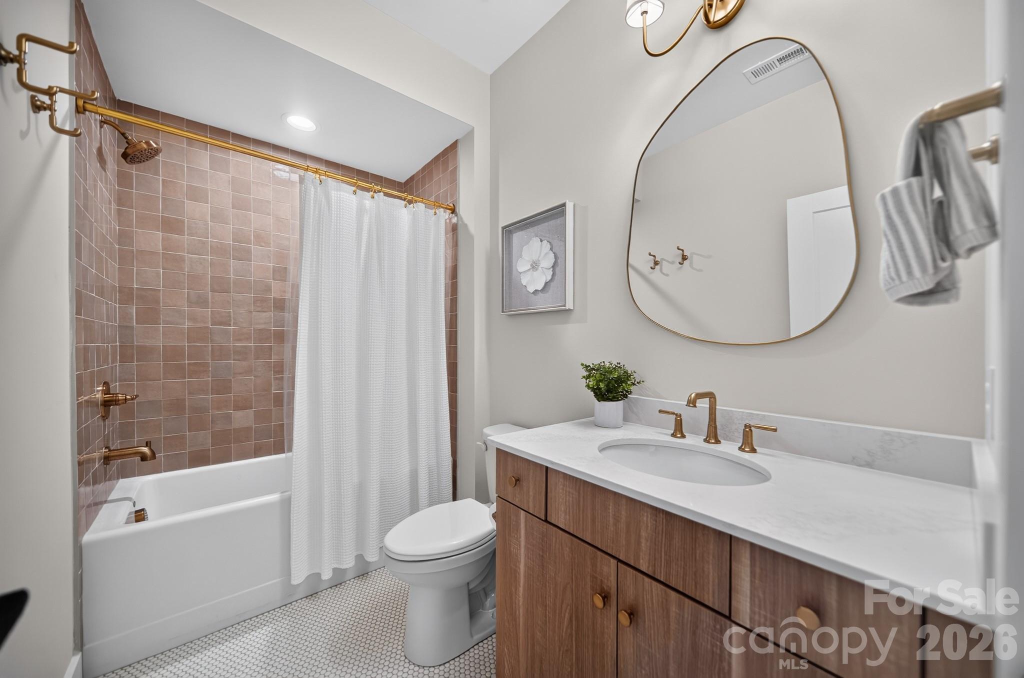 Single Family Residence at 5575 Arden Mill Drive, Fort Mill, photo 35 of 48
