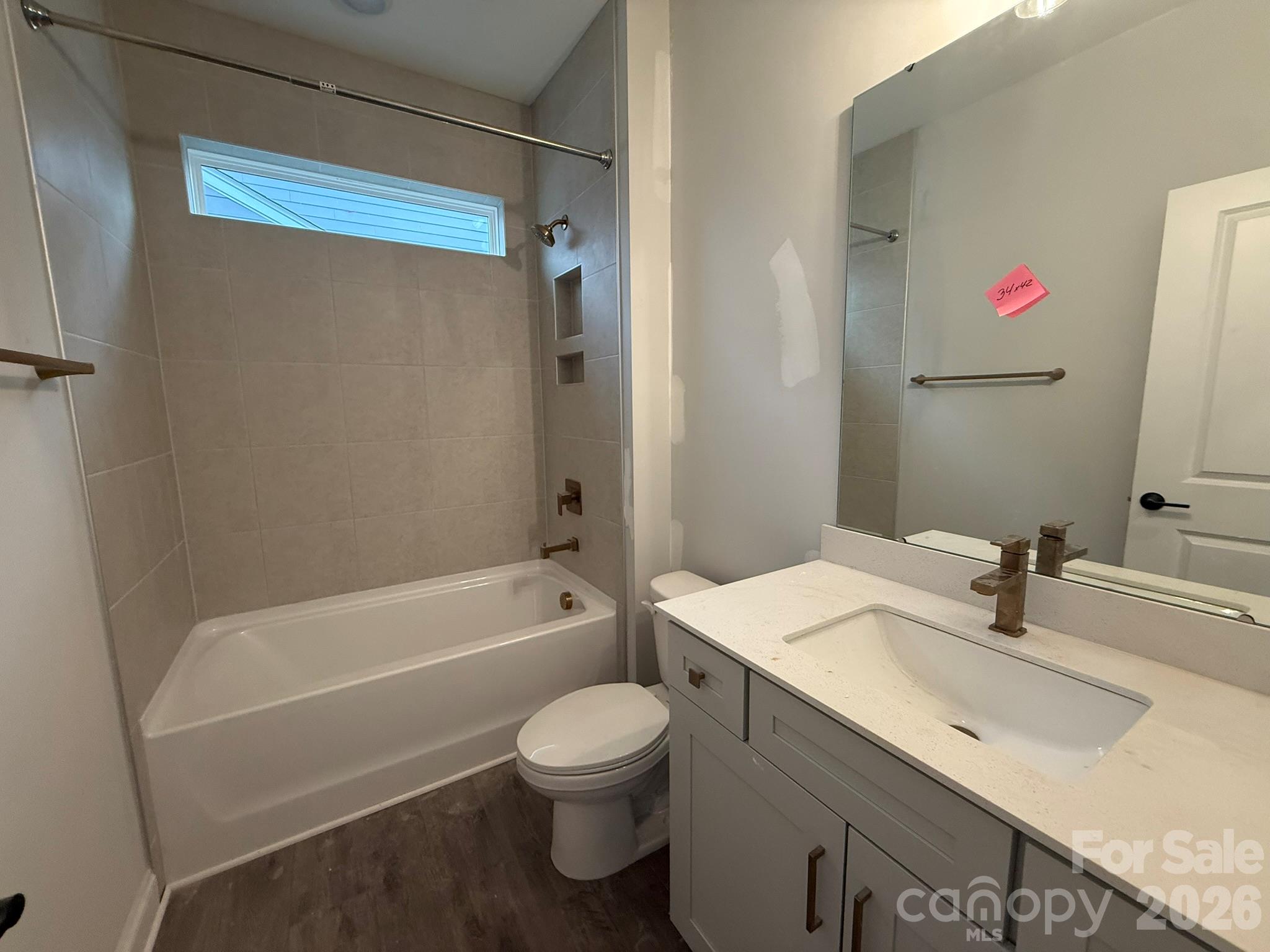 Bath 2 - 4494 Blue Mound Court, Stanley