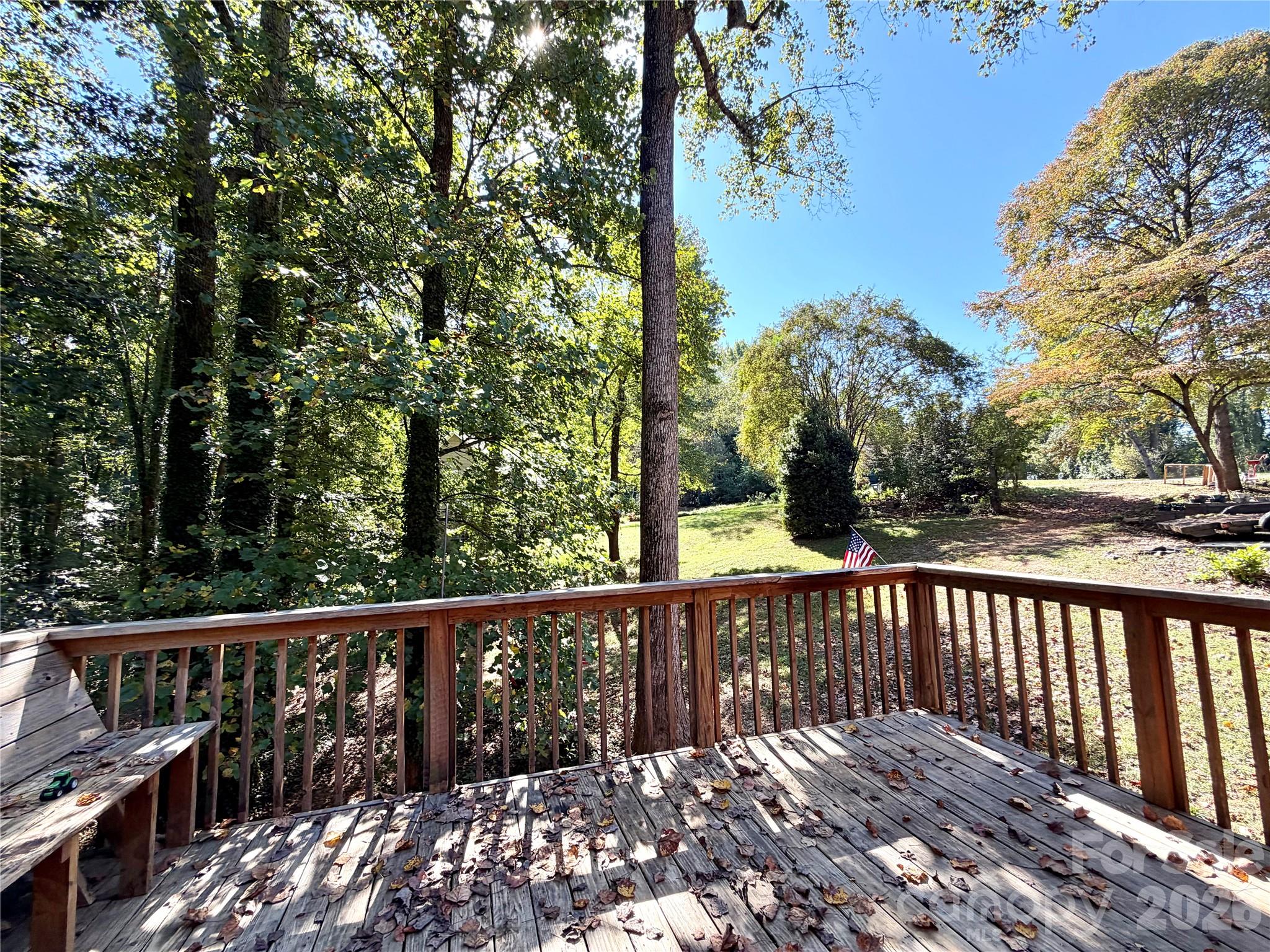 deck off breakfast nook - 129 Big Oak Lane, Statesville