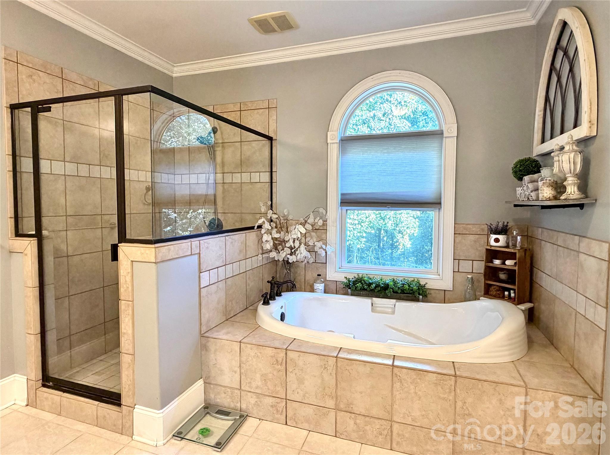 primary bath room - 129 Big Oak Lane, Statesville