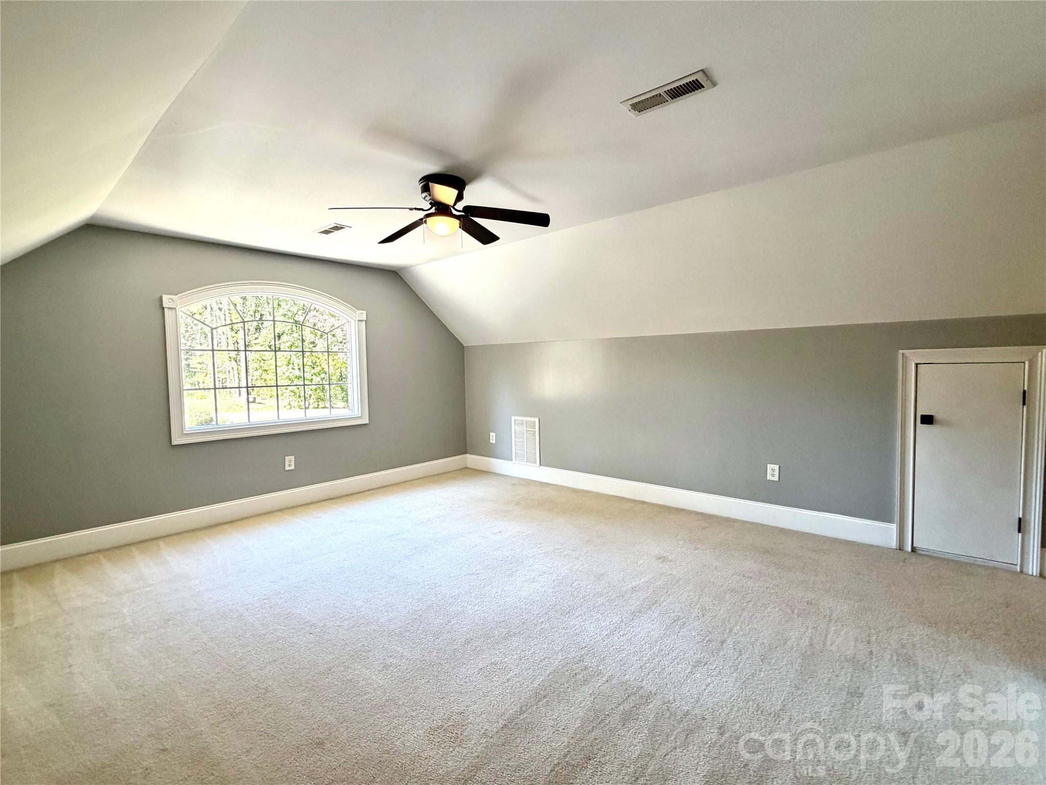 bonus room - 129 Big Oak Lane, Statesville