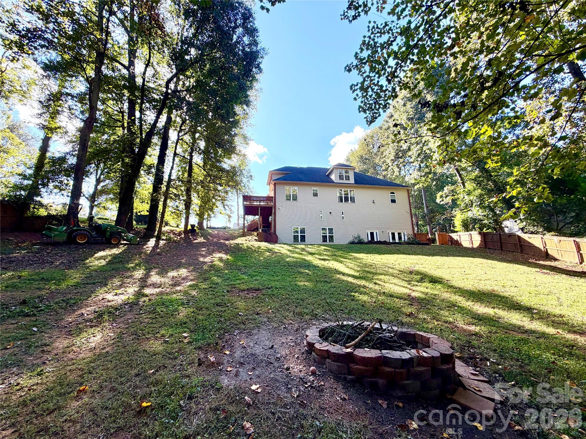 firepit/backyard - 129 Big Oak Lane, Statesville