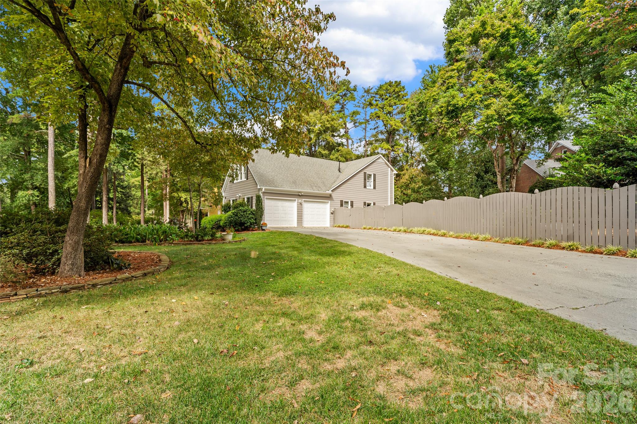 Single Family Residence at 9831 Spring Harvest Drive, Mint Hill, photo 6 of 35