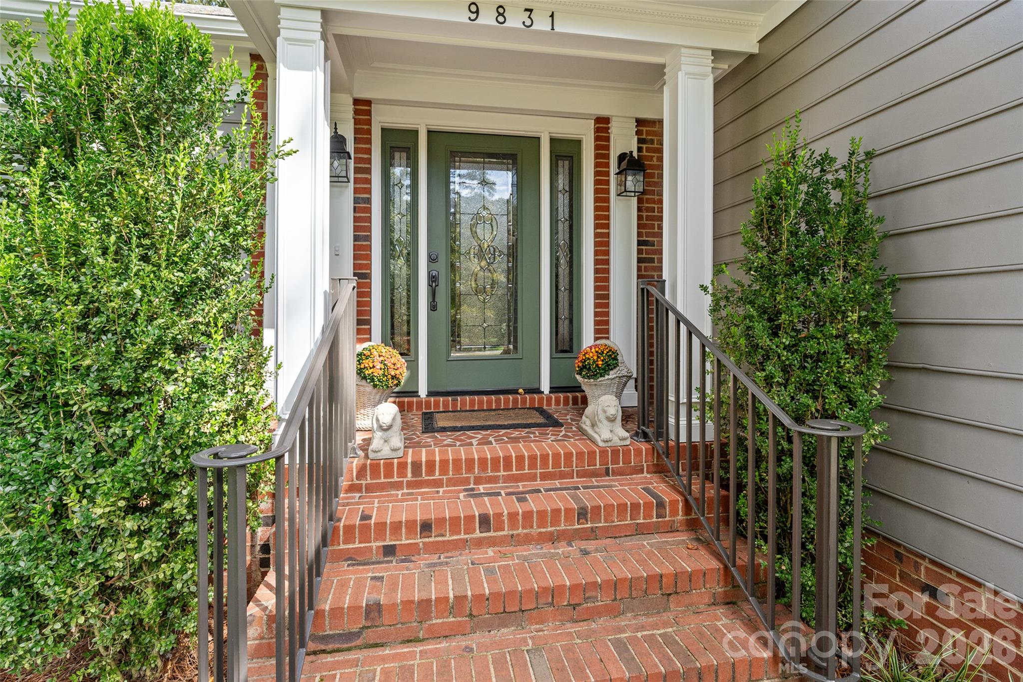 Single Family Residence at 9831 Spring Harvest Drive, Mint Hill, photo 7 of 35