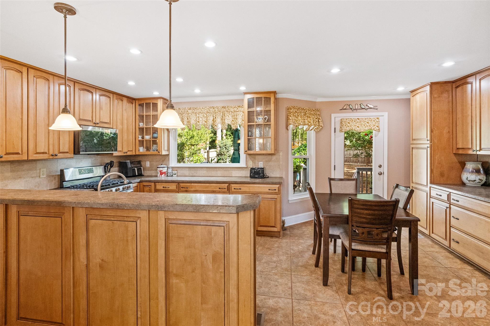 Single Family Residence at 9831 Spring Harvest Drive, Mint Hill, photo 14 of 35