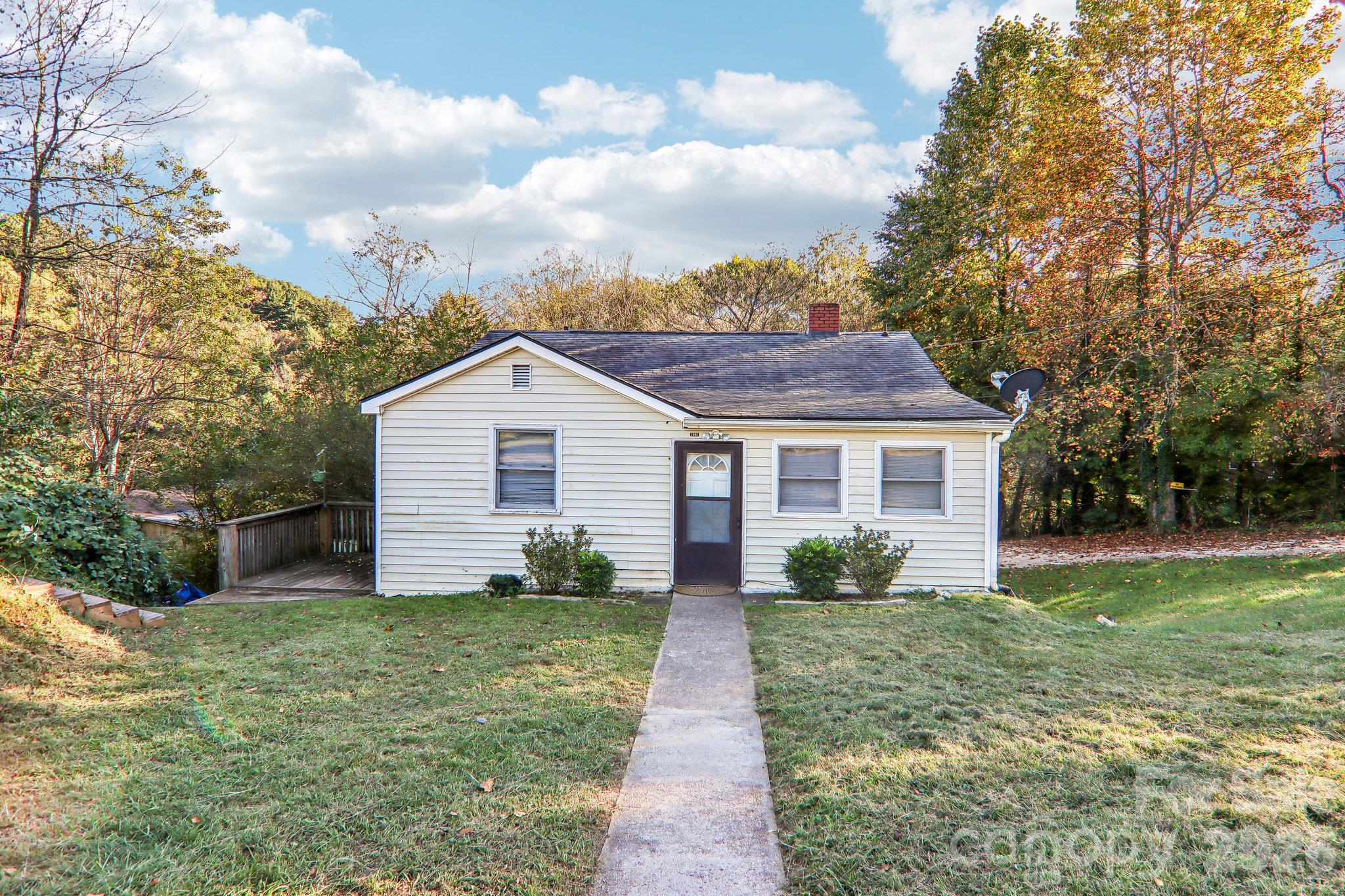 Duplex at 1991 & 1993 Plott Creek Road, Waynesville