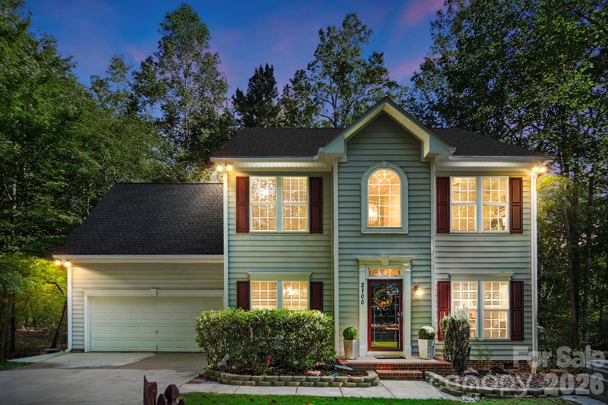 Single Family Residence at 2100 Pineapple Court, Matthews, photo 3 of 54