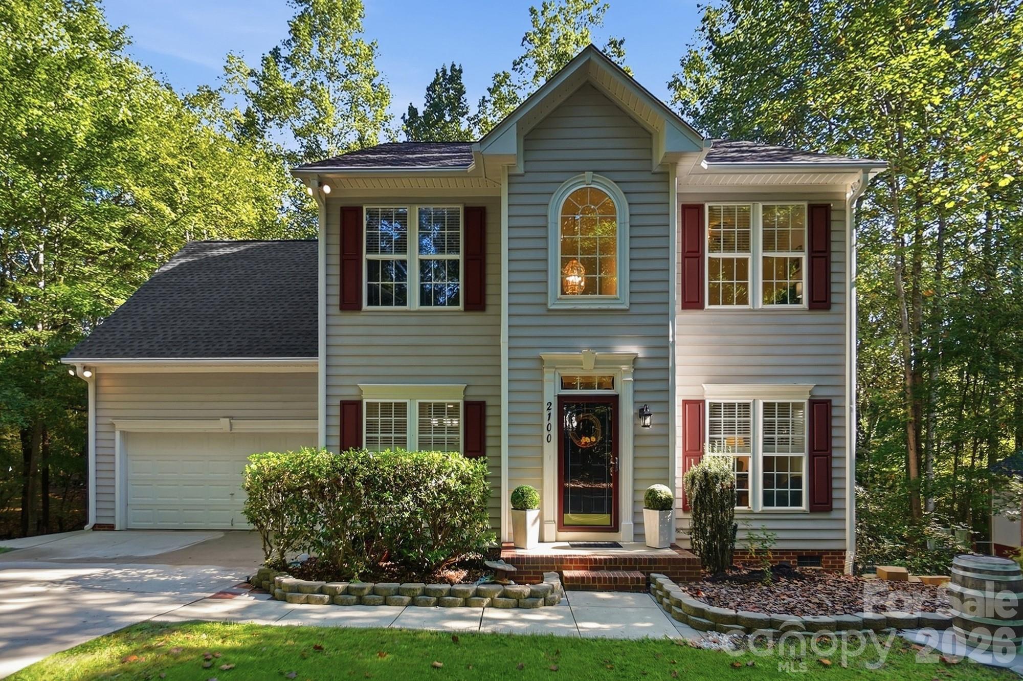 Single Family Residence at 2100 Pineapple Court, Matthews, photo 5 of 54