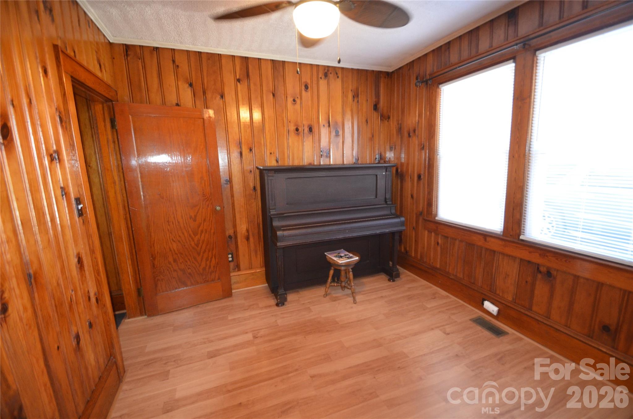 Single Family Residence at 813 Powell Avenue SW, Valdese, photo 4 of 19