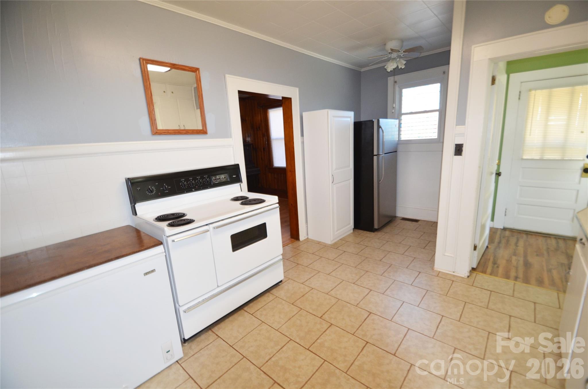 Single Family Residence at 813 Powell Avenue SW, Valdese, photo 6 of 19