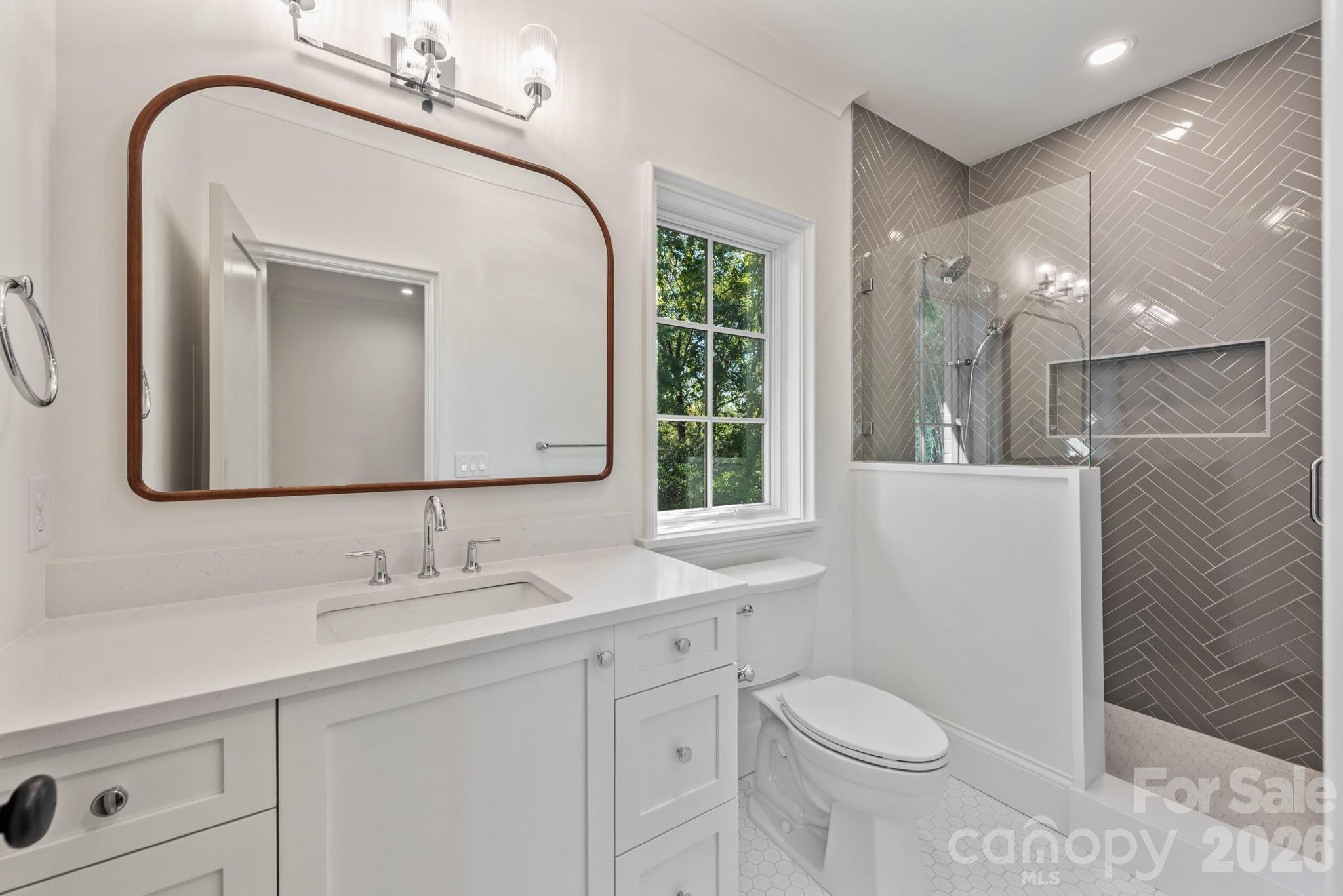 Single Family Residence at 133 Wonderwood Drive, Charlotte, photo 29 of 48